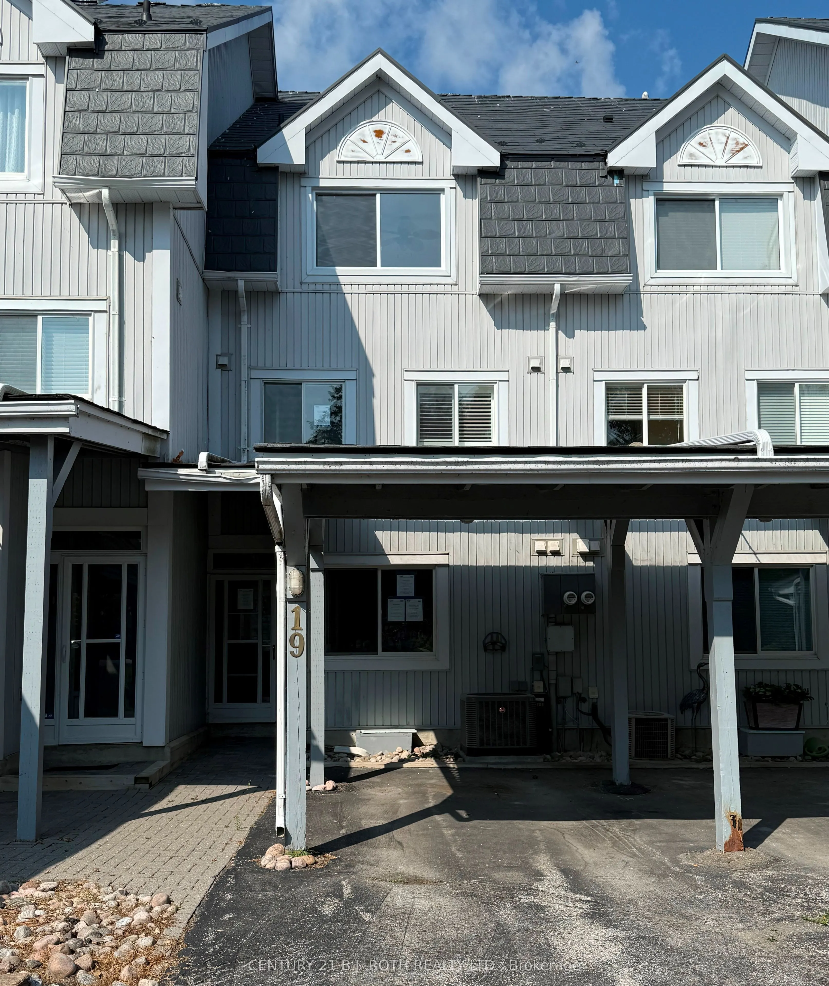 24 Laguna Crescent, #19