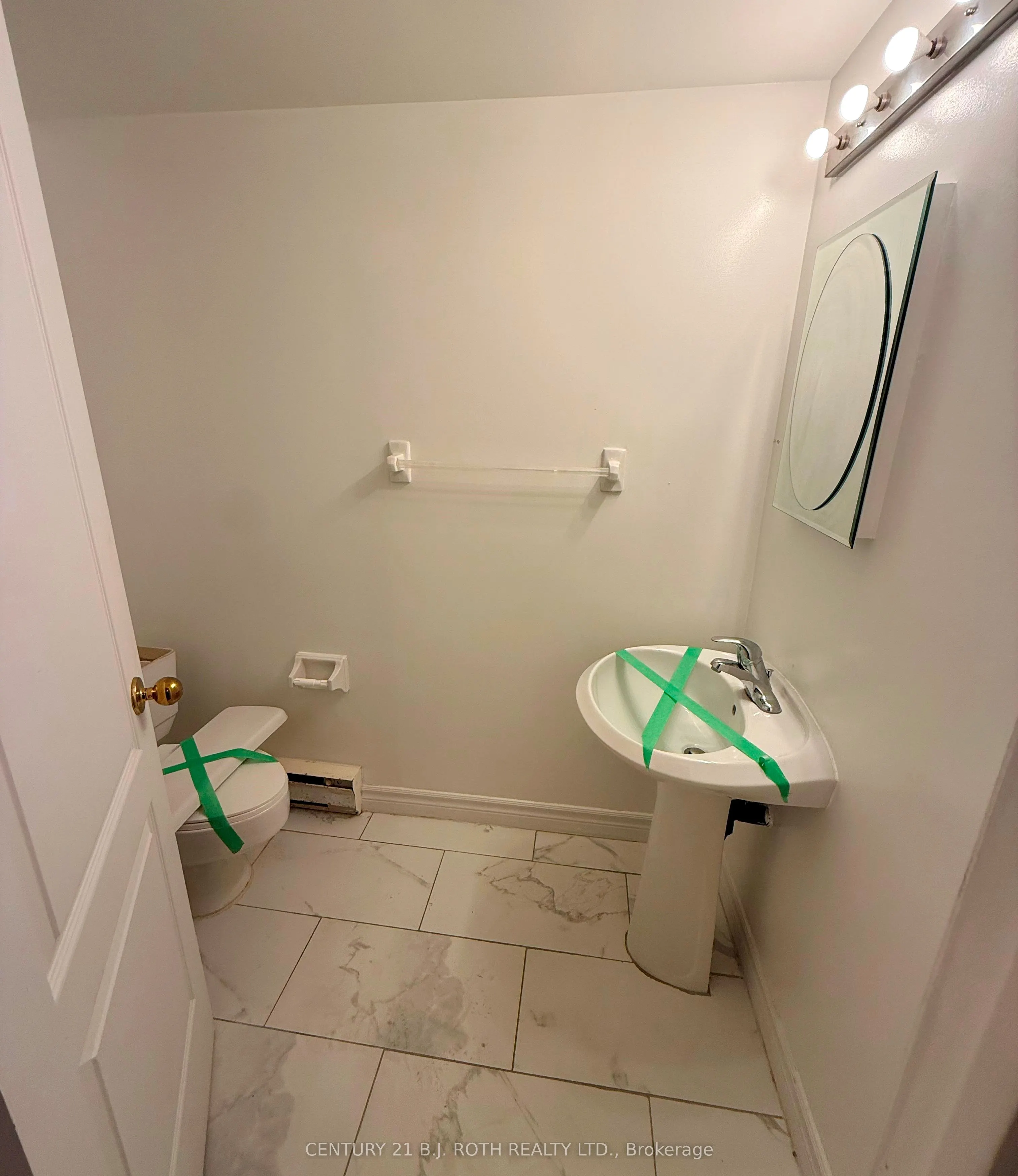 24 Laguna Crescent, #19