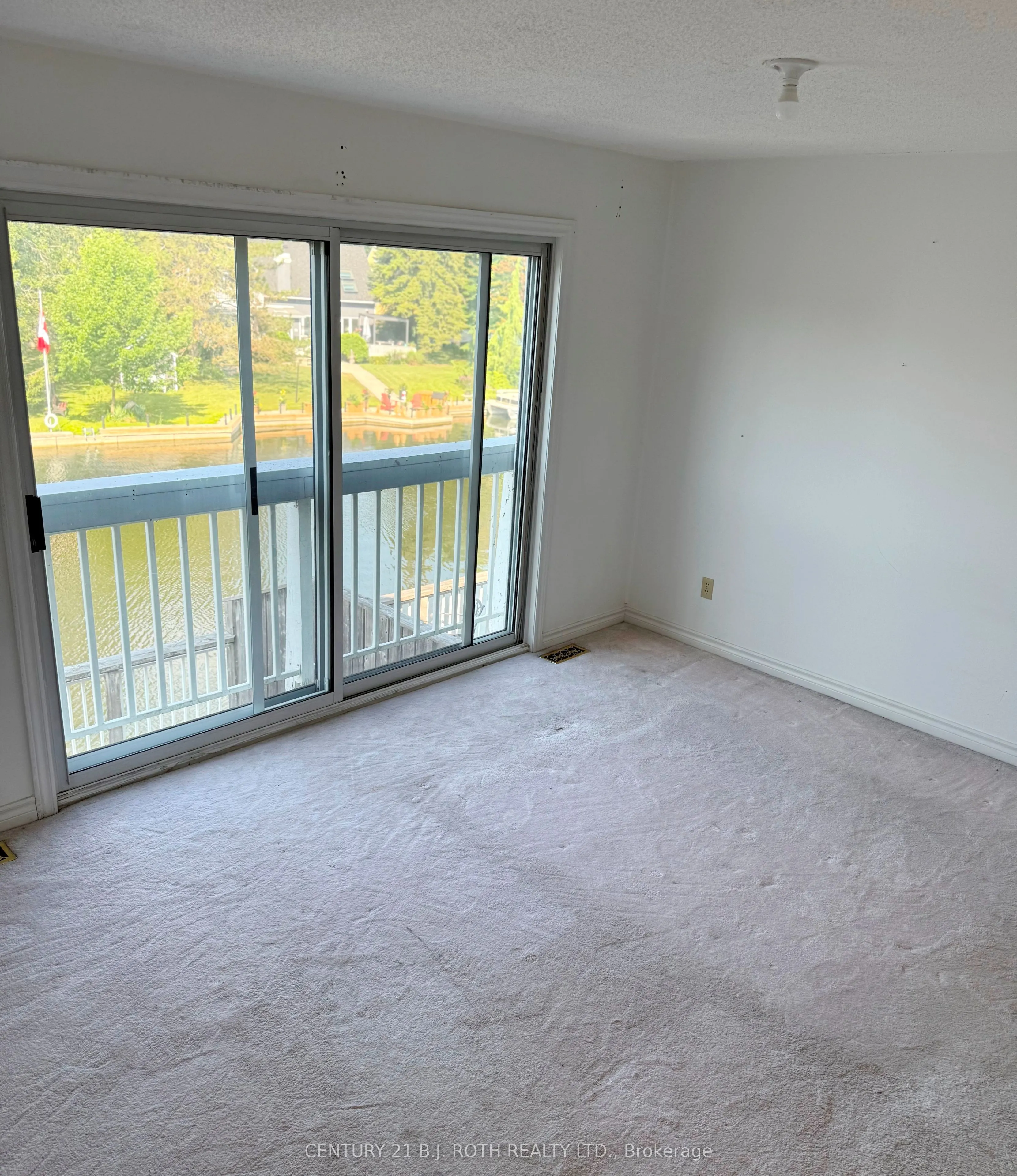 24 Laguna Crescent, #19