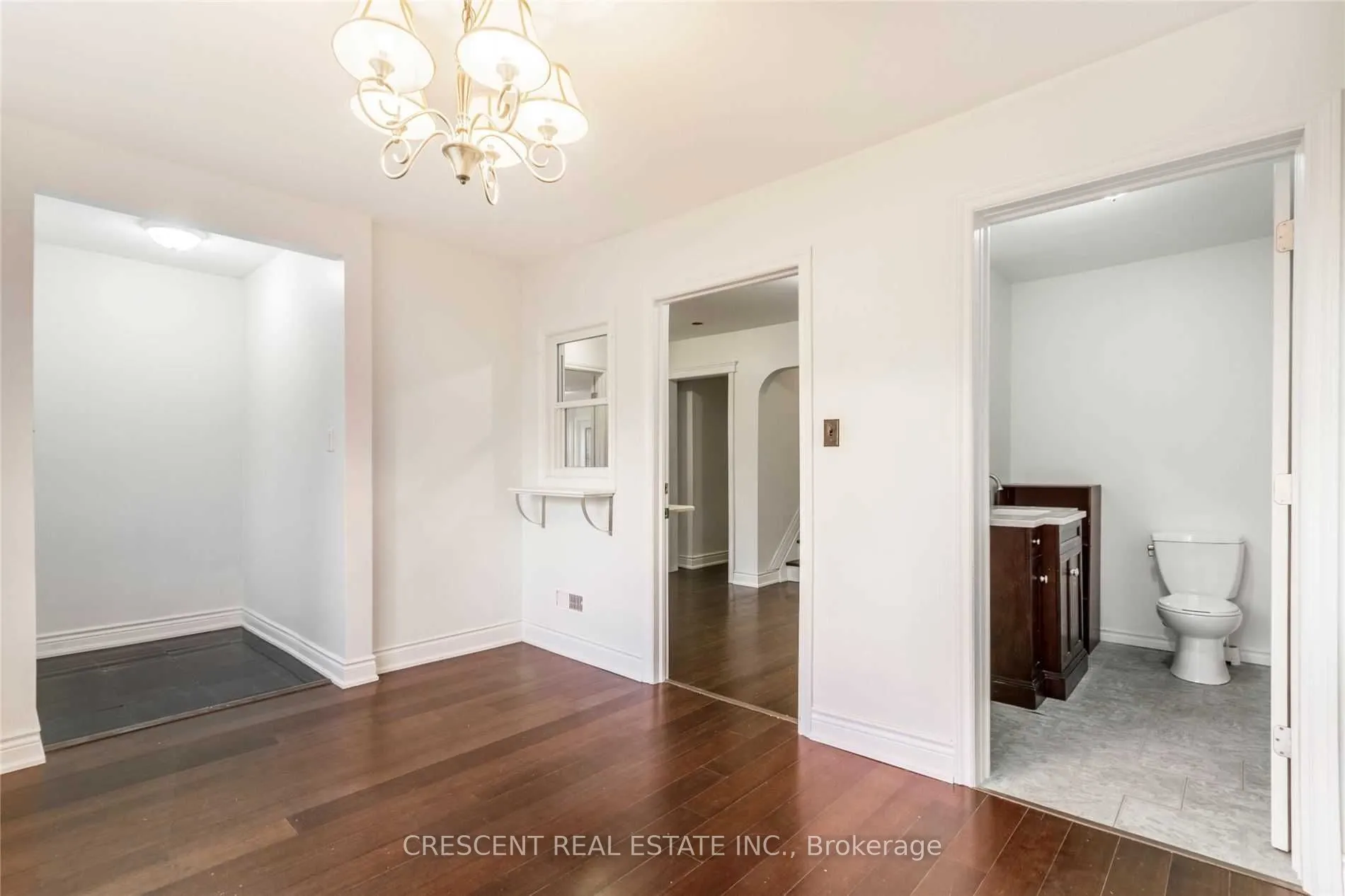 261 Barrie Road, #Main