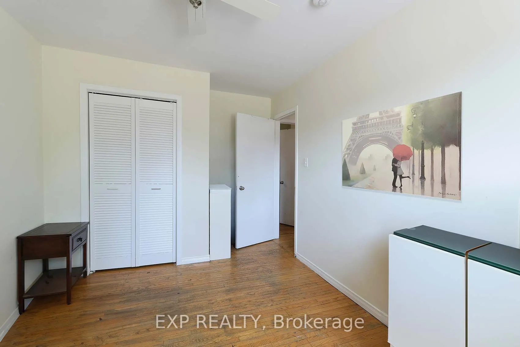 2 Roslyn Road