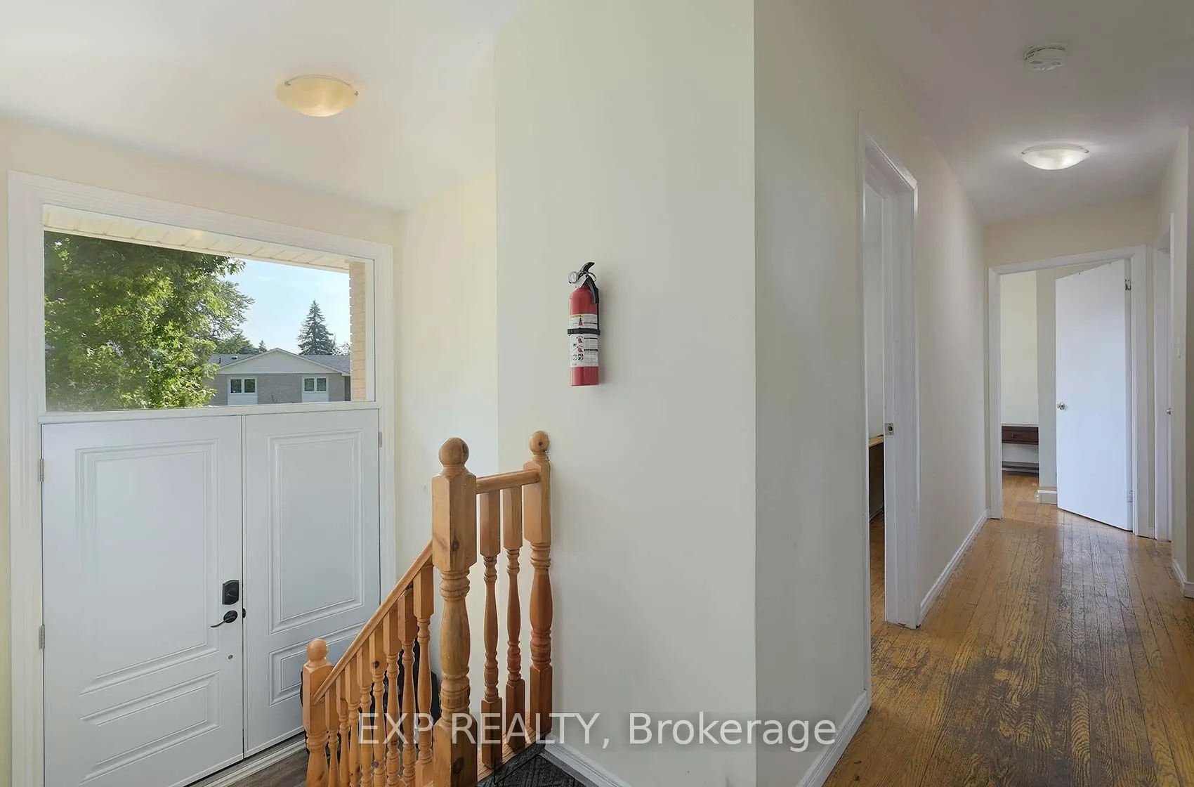 2 Roslyn Road