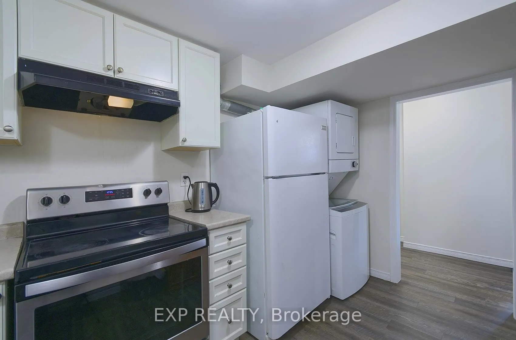 2 Roslyn Road
