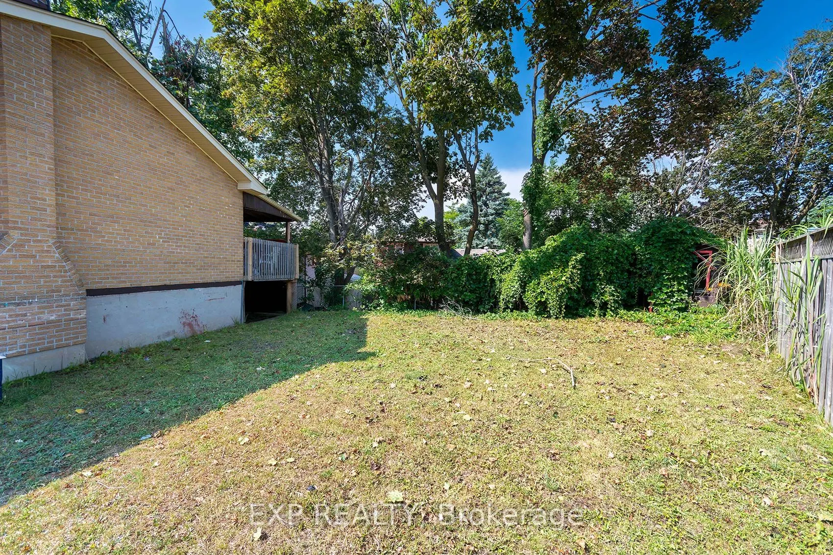 2 Roslyn Road