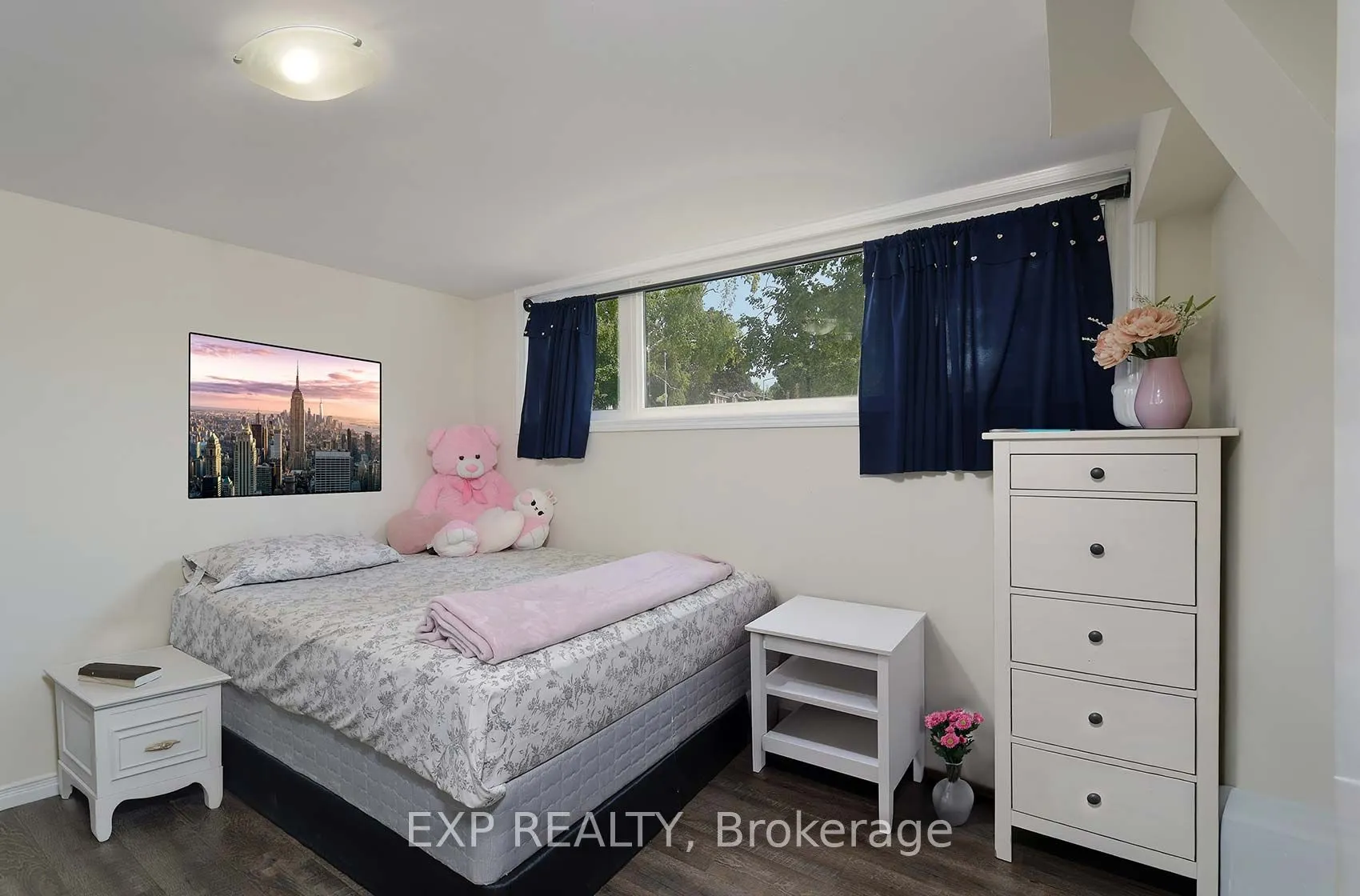 2 Roslyn Road