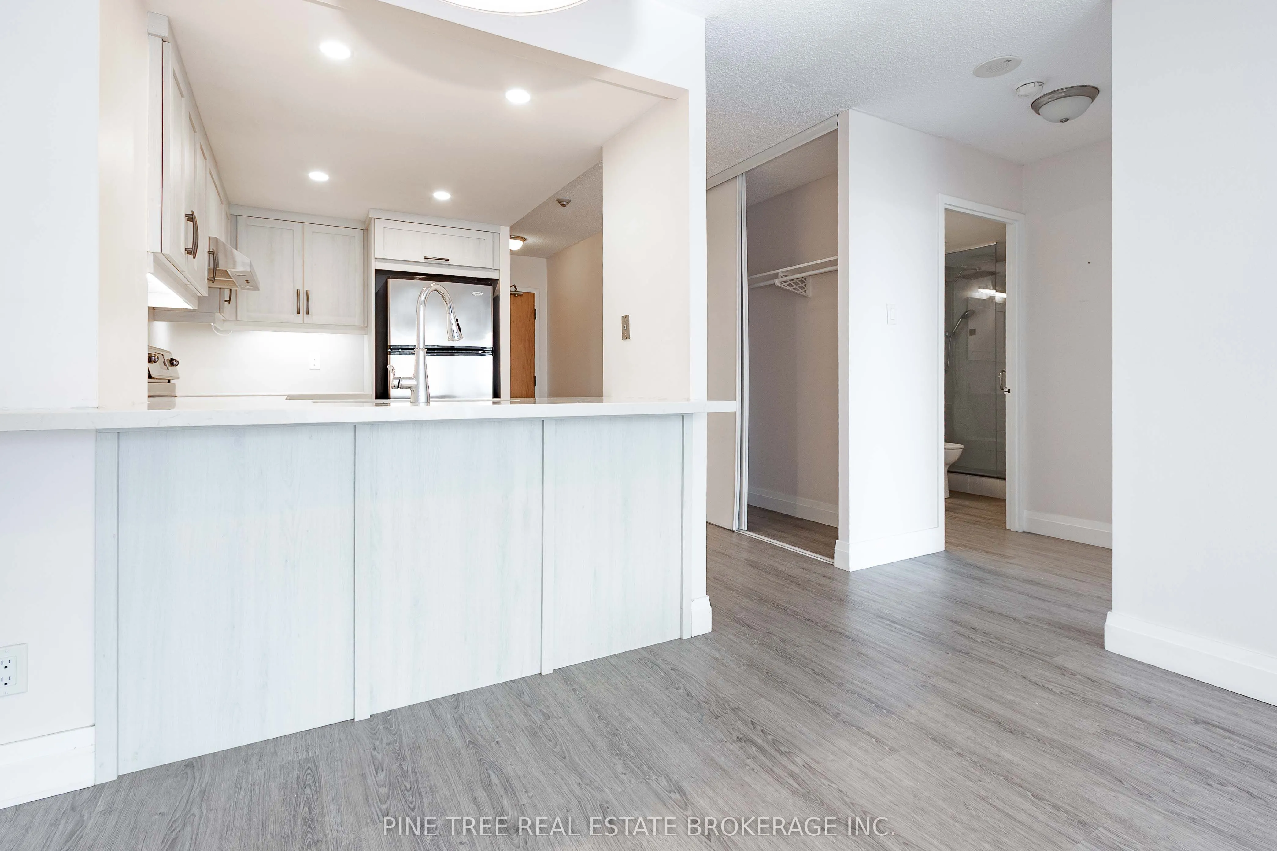 65 Ellen Street, #201