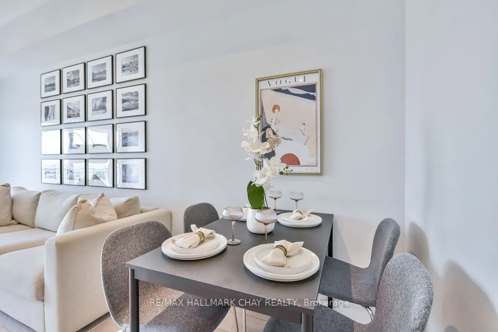 299 Cundles Road E, #507