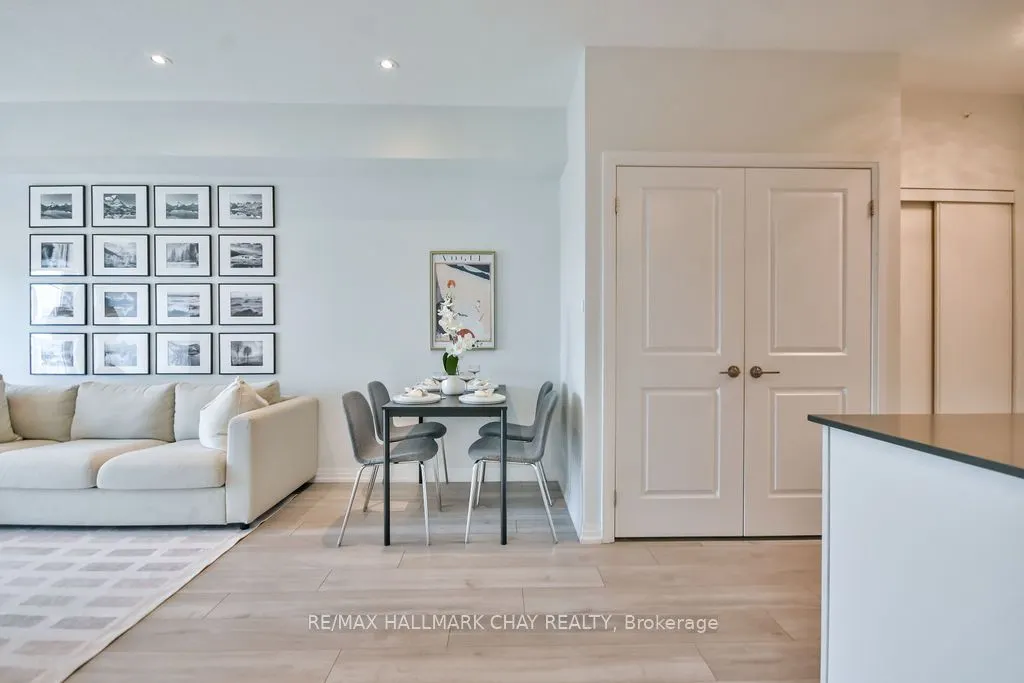 299 Cundles Road E, #507