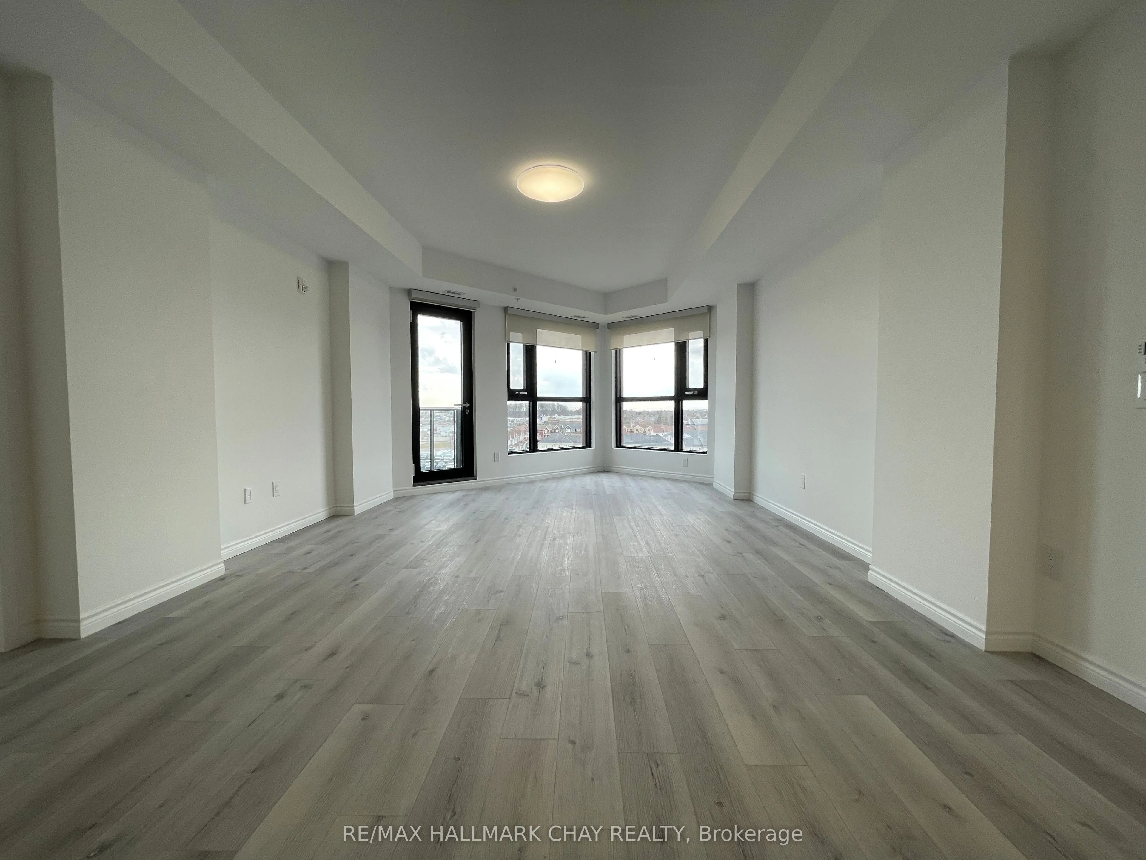 30 Hanmer Street W, #810