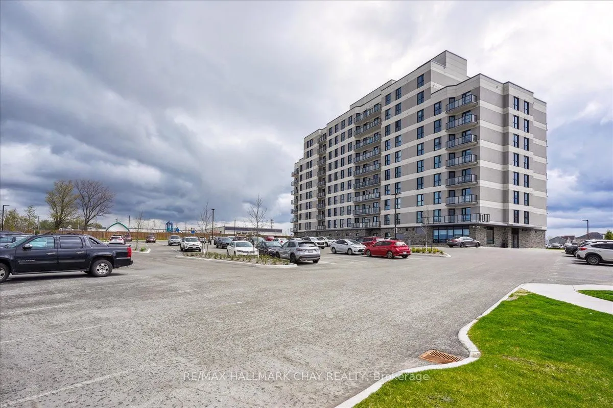 30 Hanmer Street W, #810
