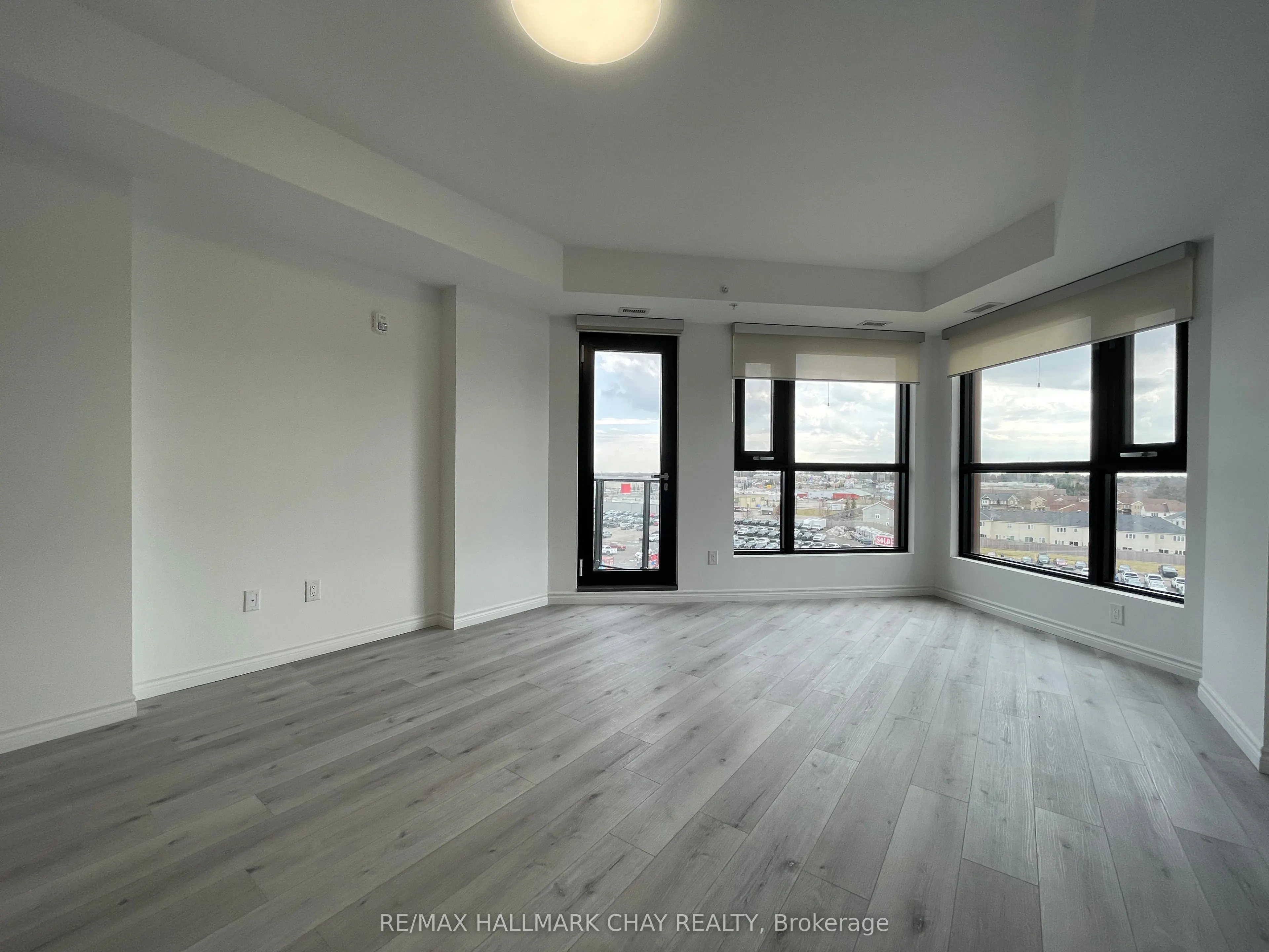 30 Hanmer Street W, #810