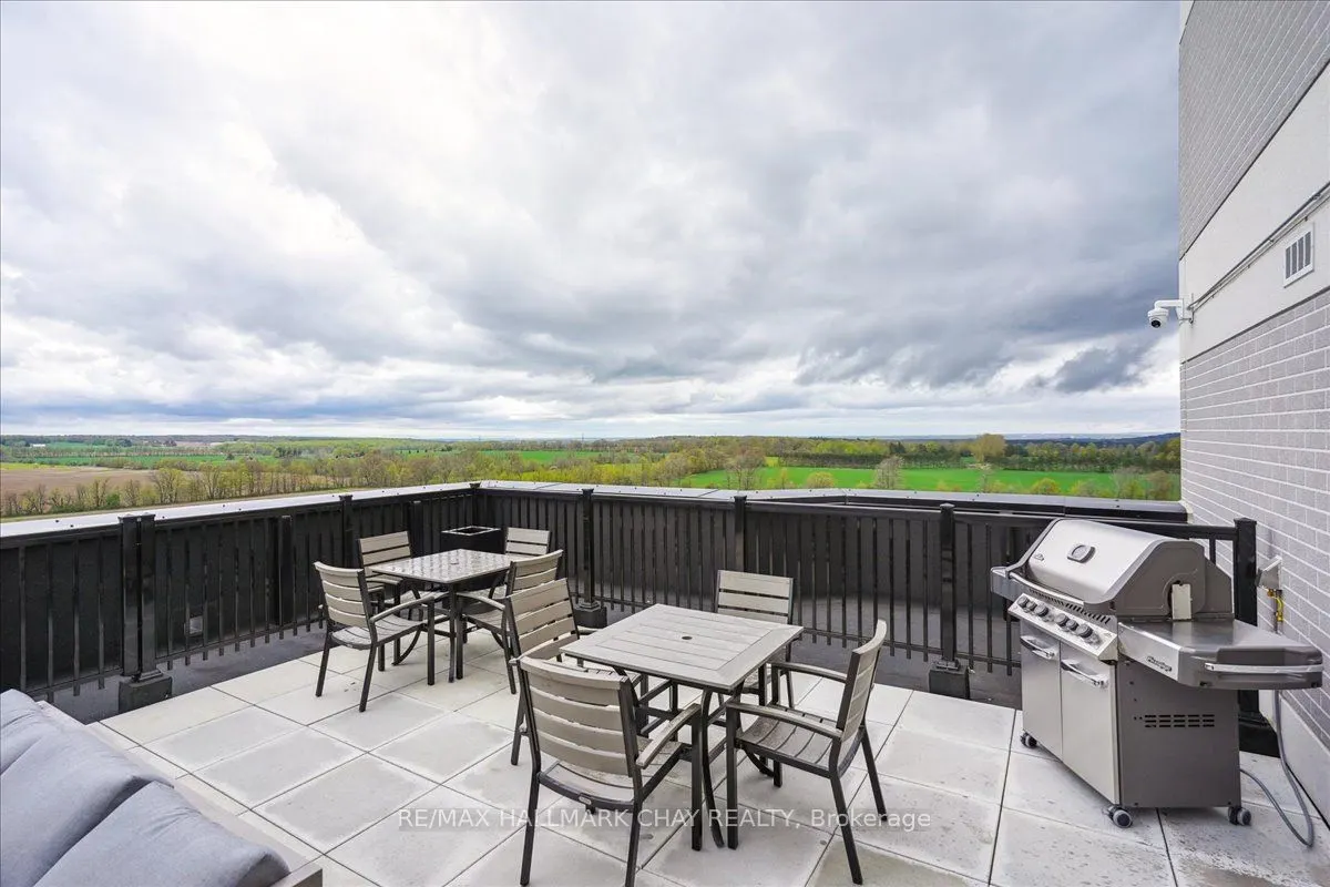 30 Hanmer Street W, #810