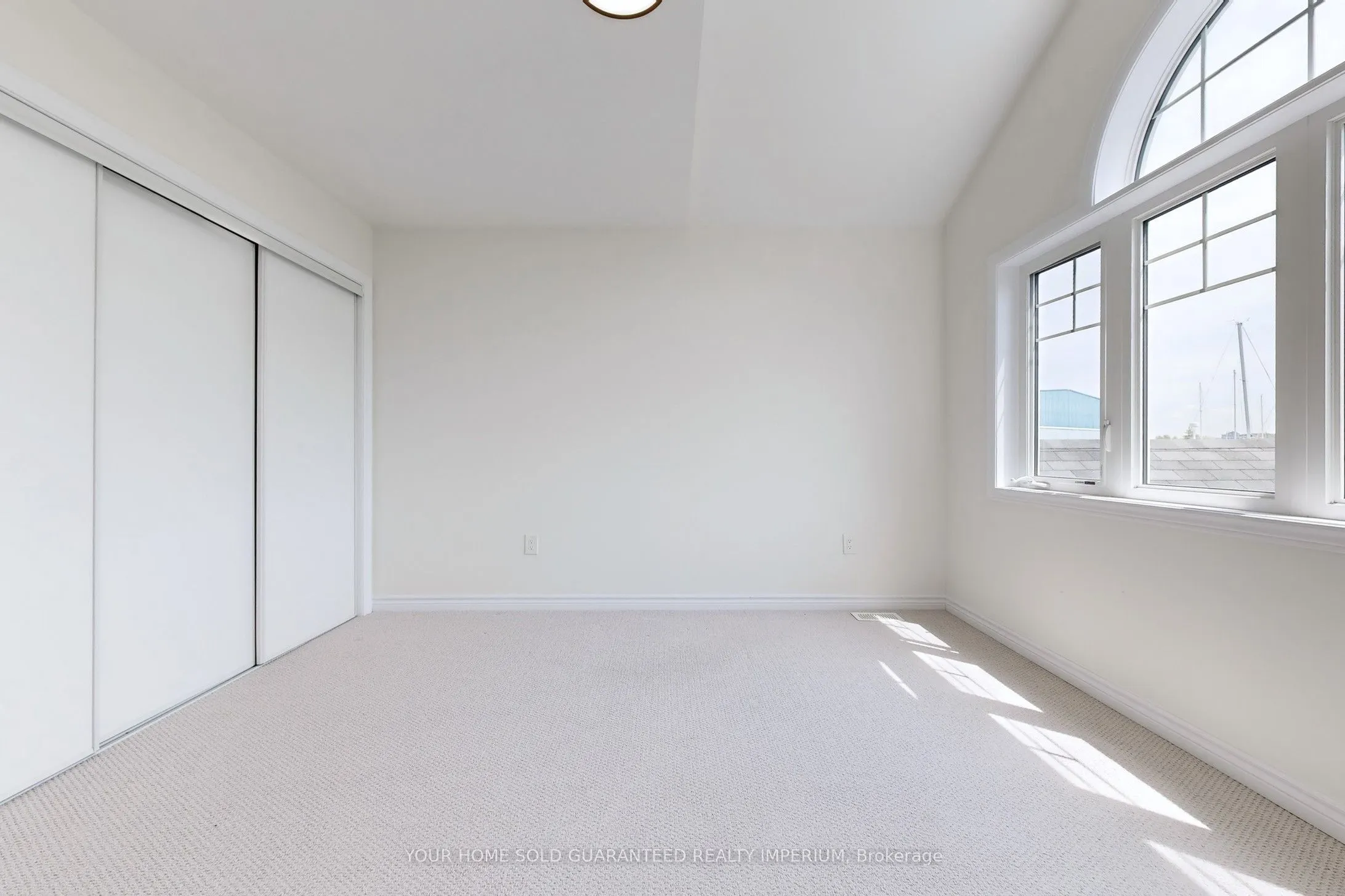 635 Bayport Boulevard