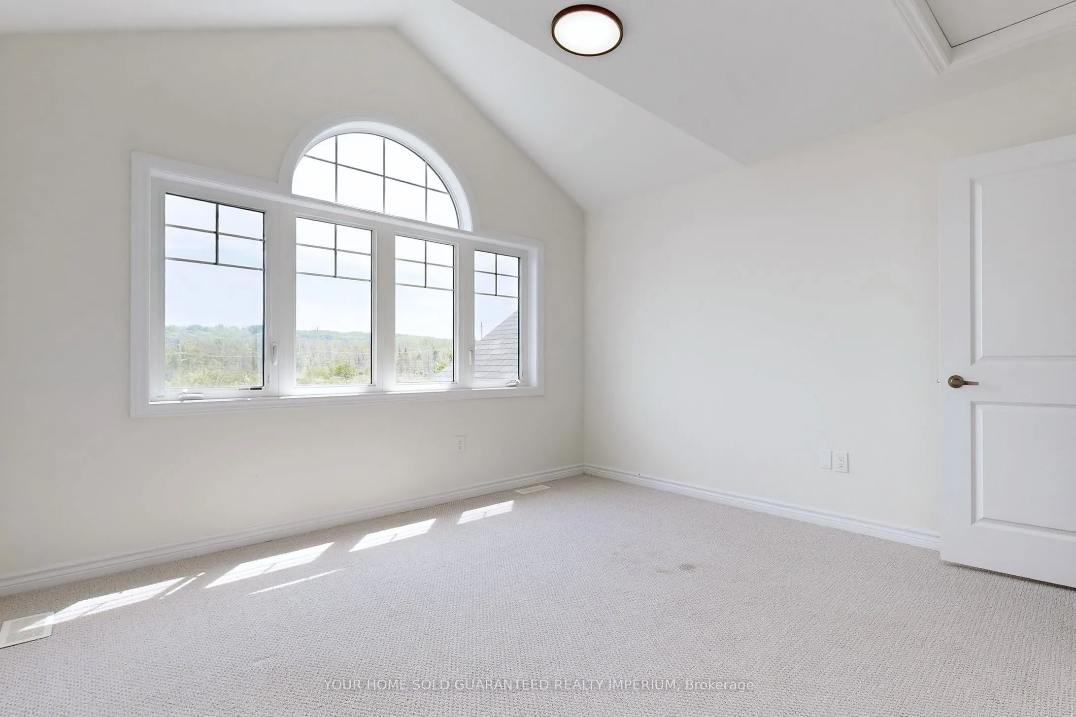 635 Bayport Boulevard
