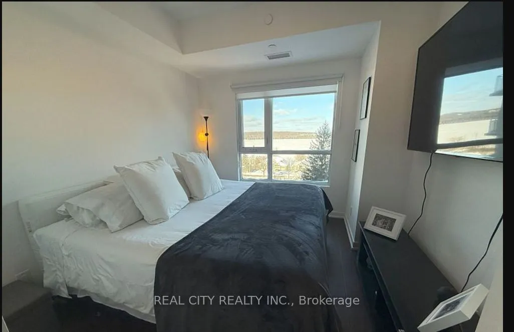 56 Lakeside Terrace, #409
