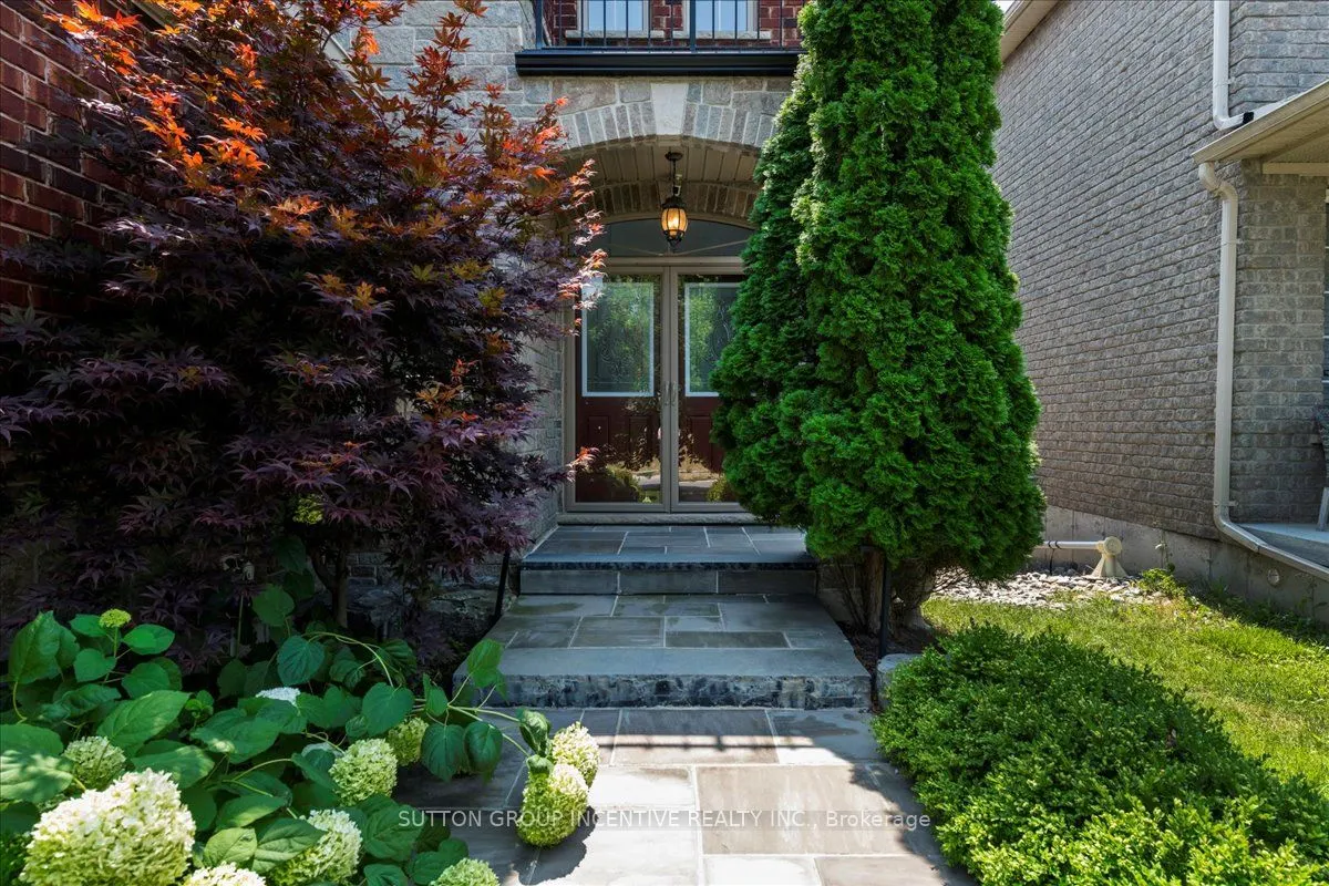 169 Birkhall Place
