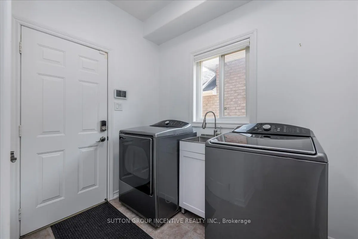 169 Birkhall Place