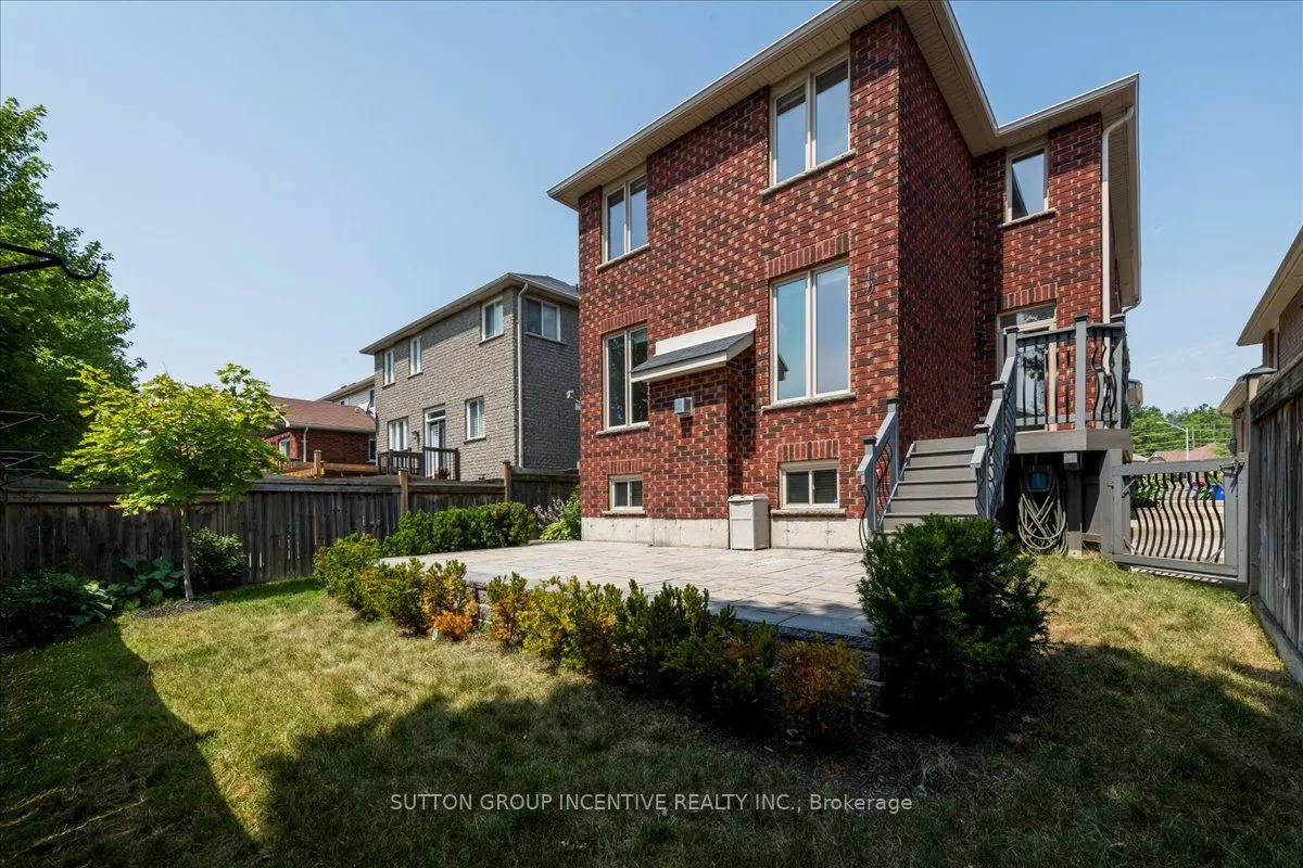 169 Birkhall Place