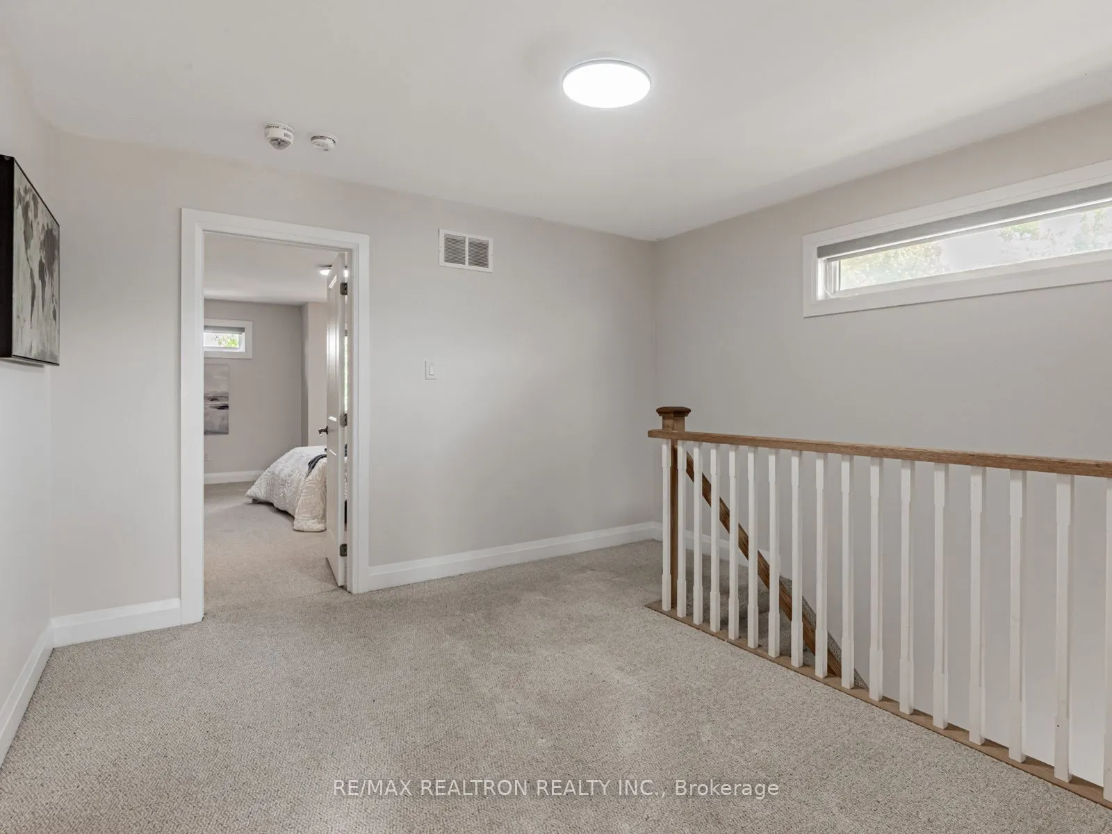 14b Ferris Lane