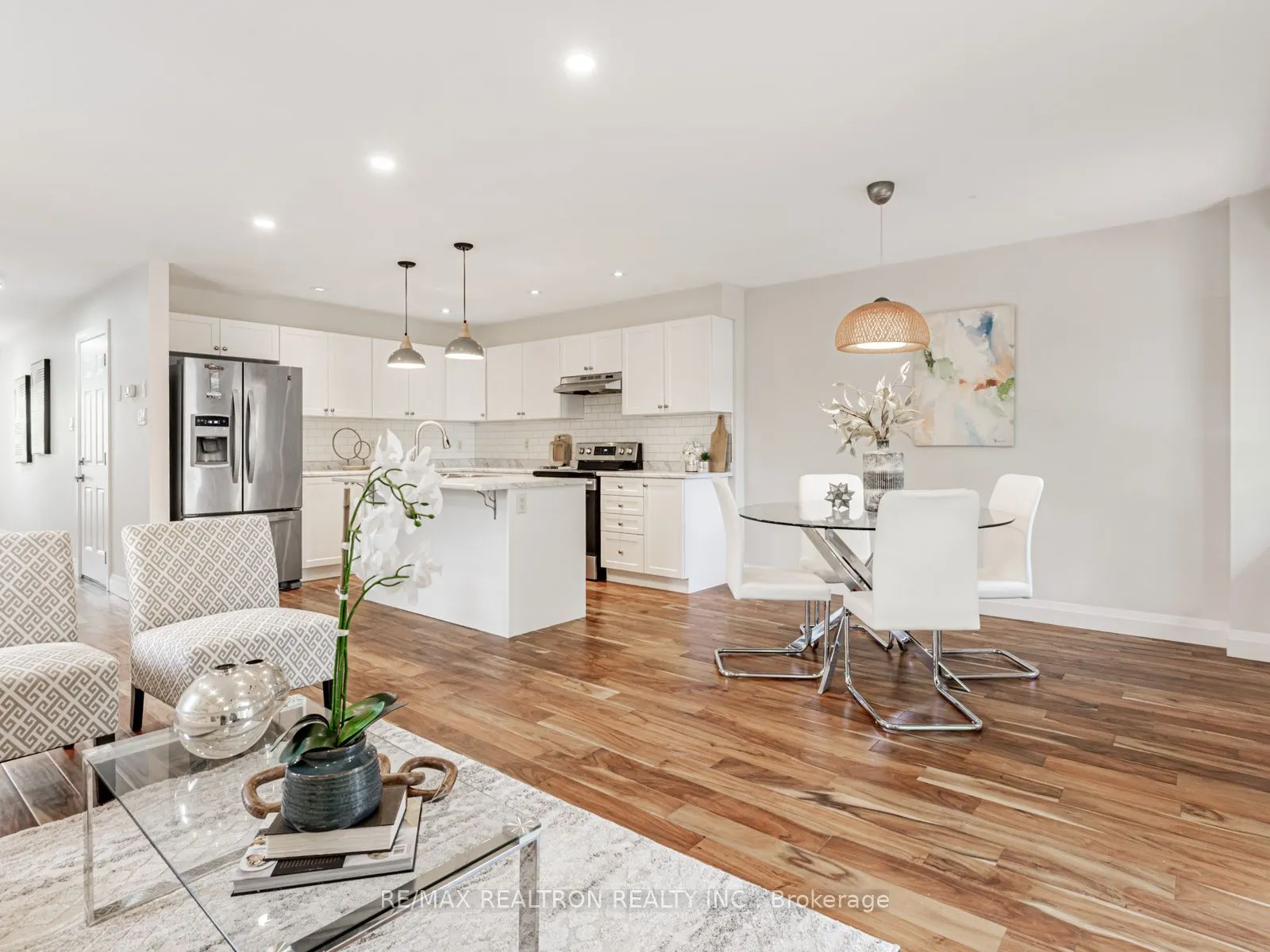 14b Ferris Lane