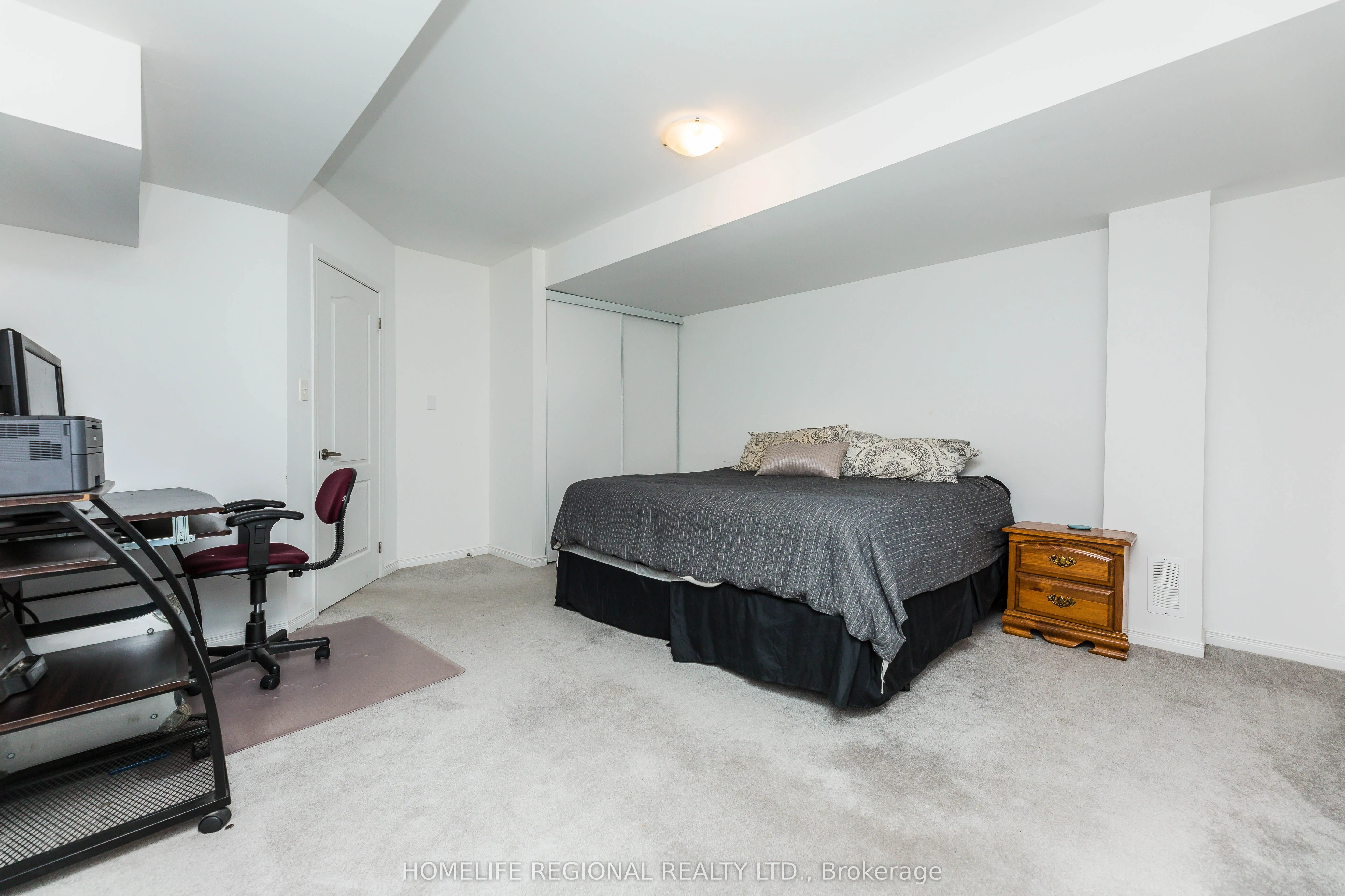 80 Prince George Crescent, #lower level