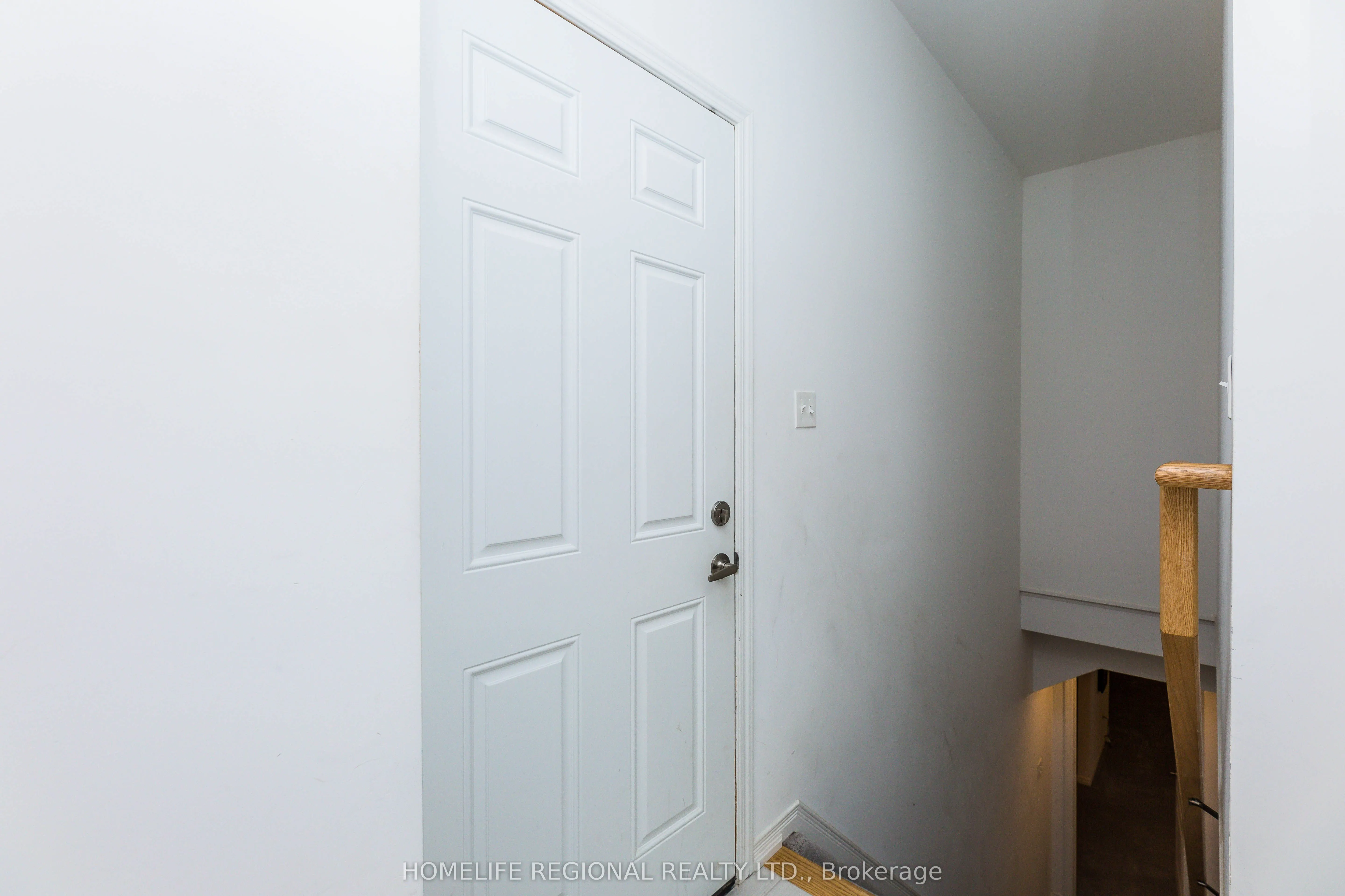 80 Prince George Crescent, #lower level