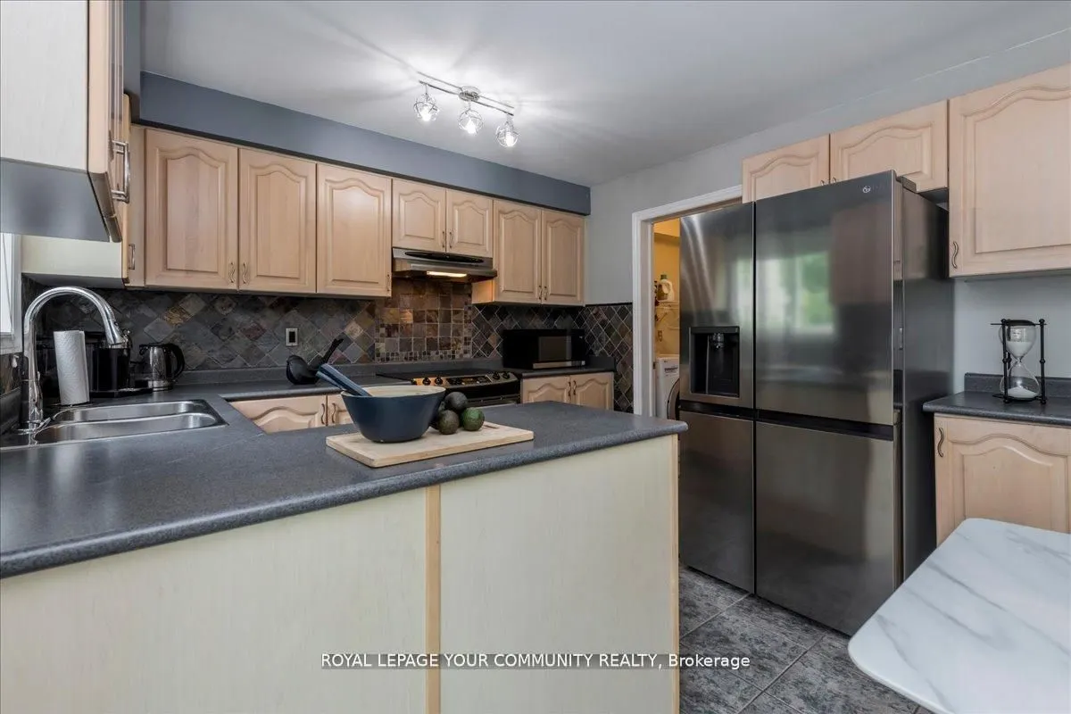 181 Succession Crescent