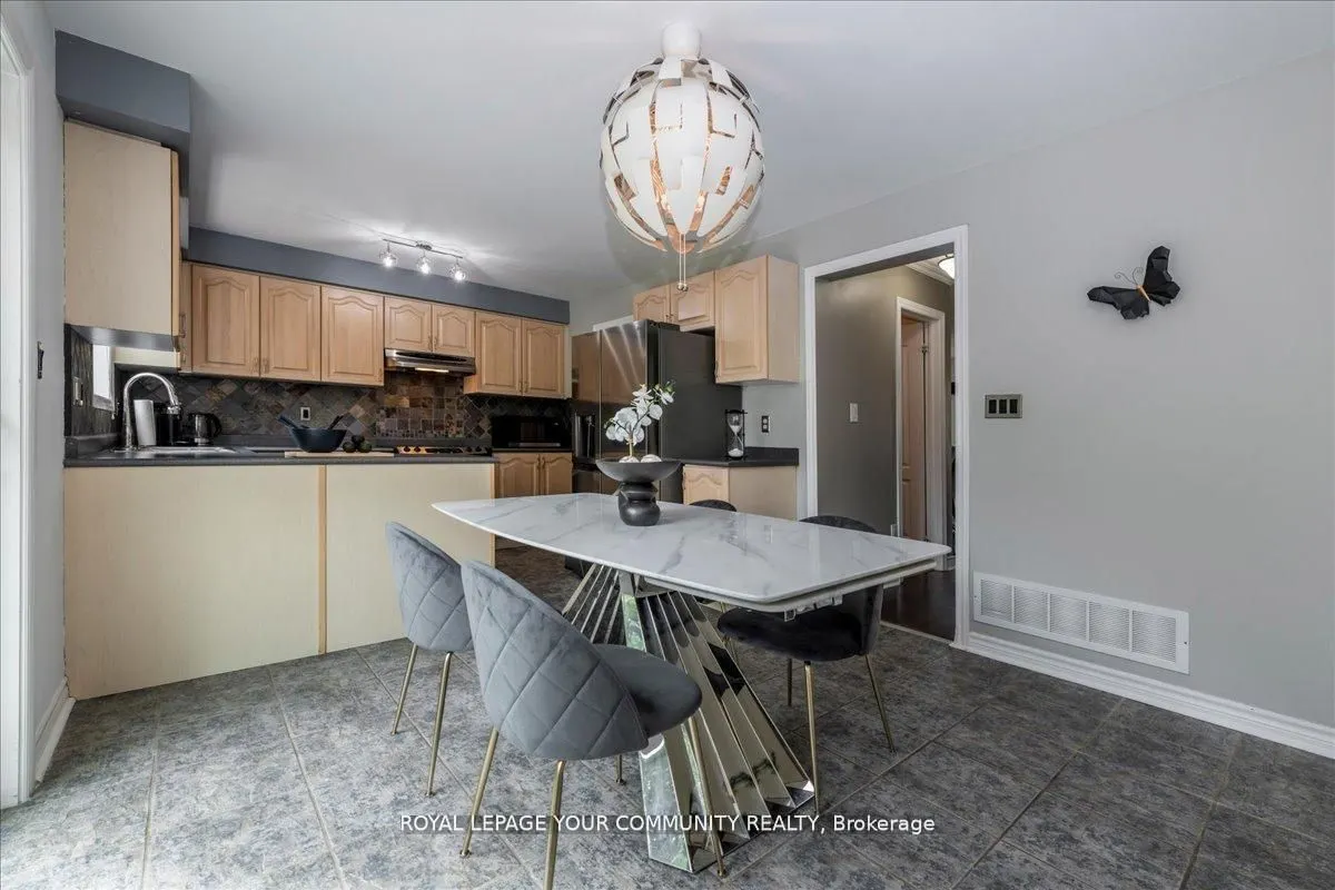 181 Succession Crescent