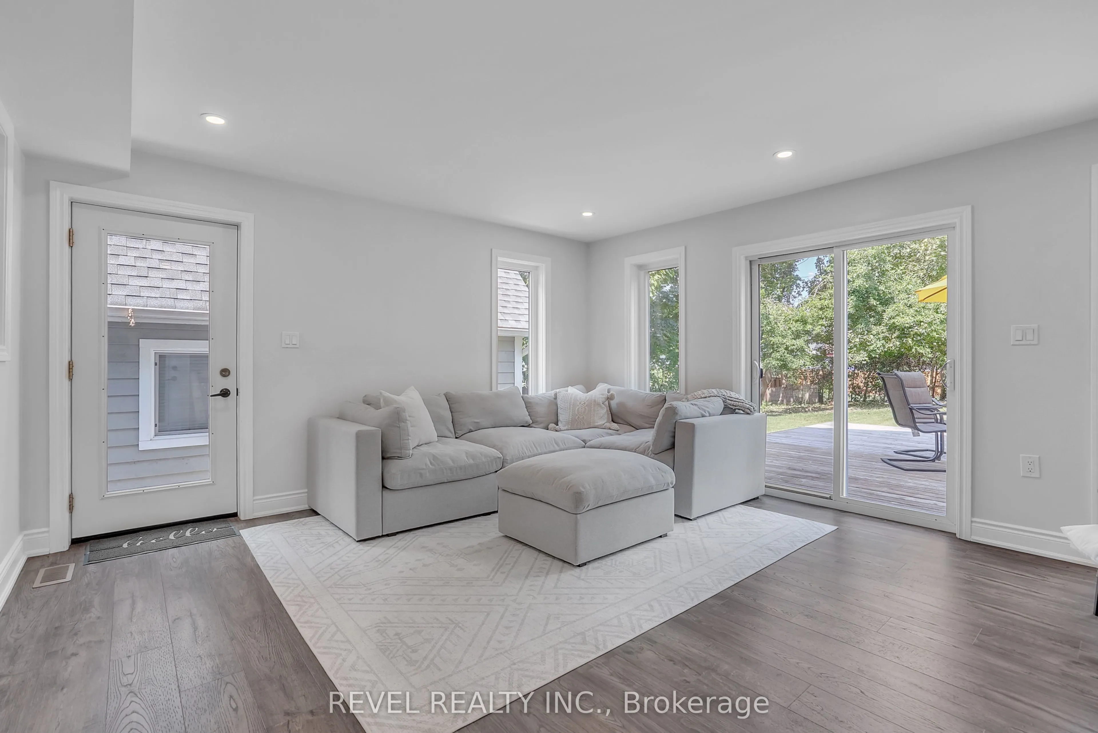 125 Dundonald Street