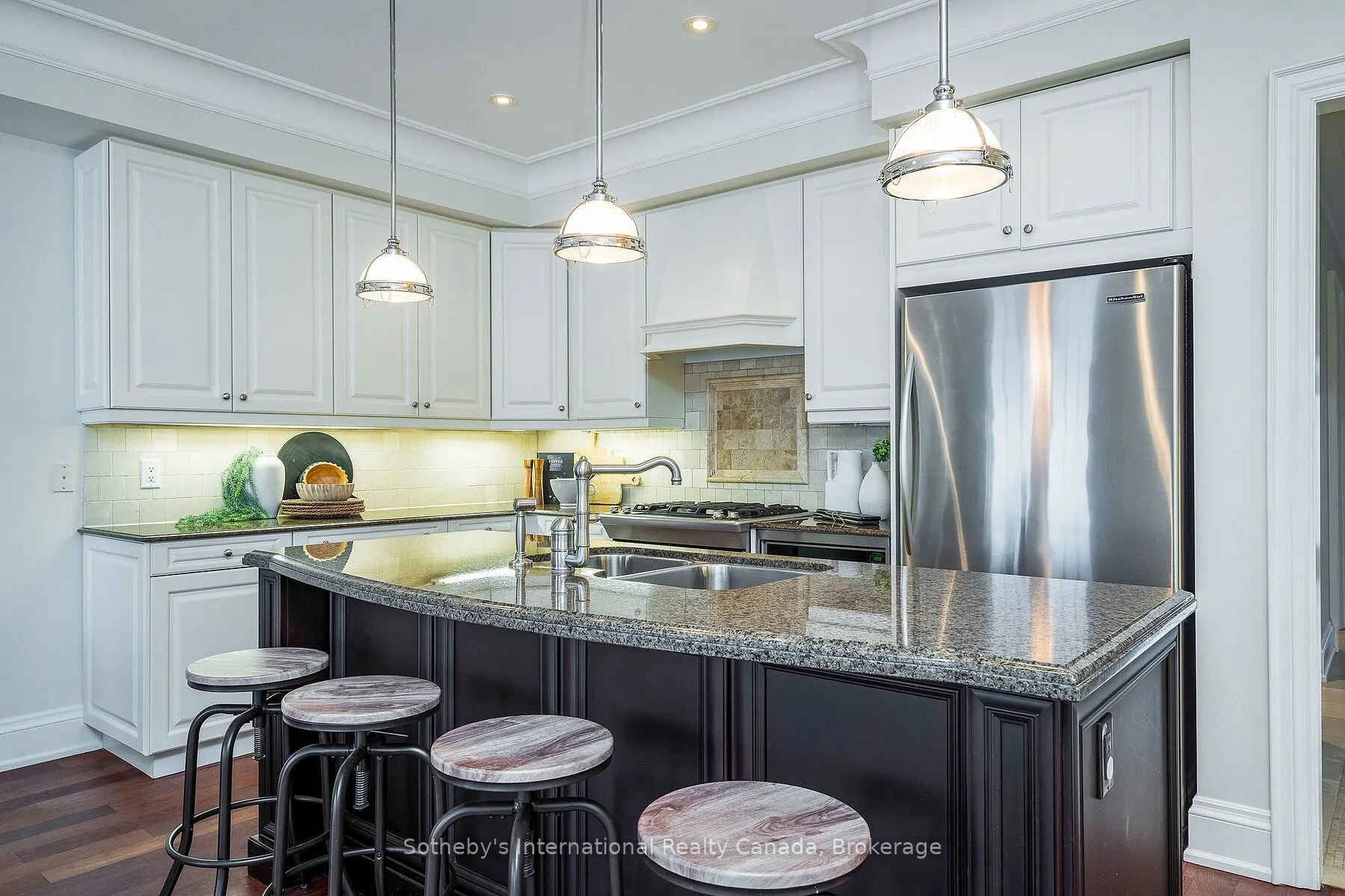 40 TROTT Boulevard, #504