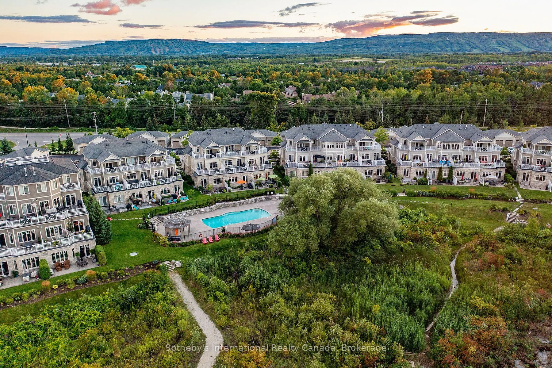 40 TROTT Boulevard, #504