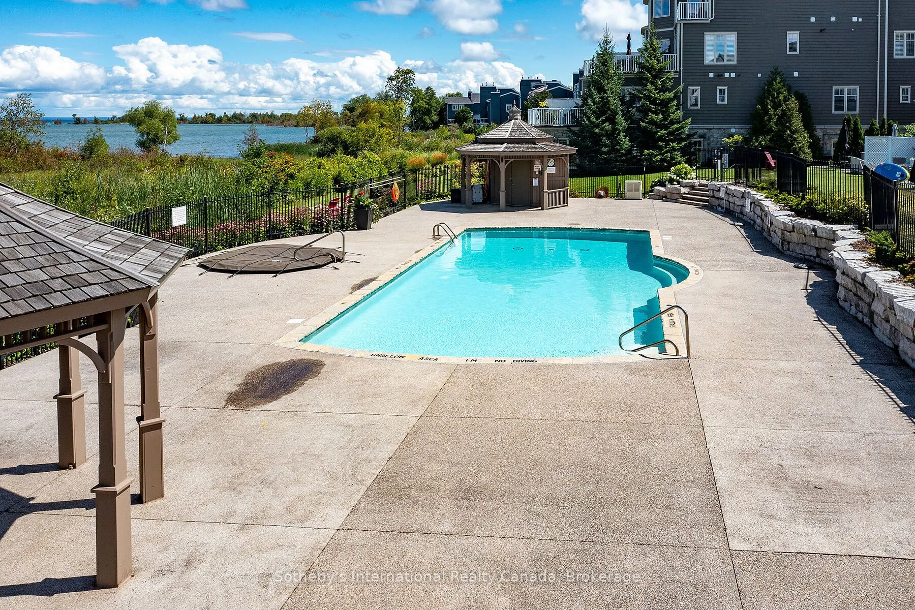 40 TROTT Boulevard, #504