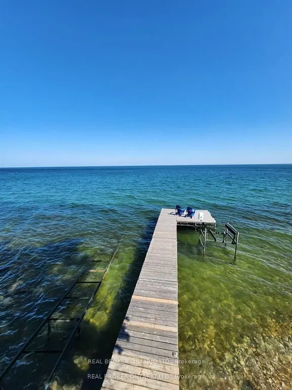 91 Lakeshore Road W