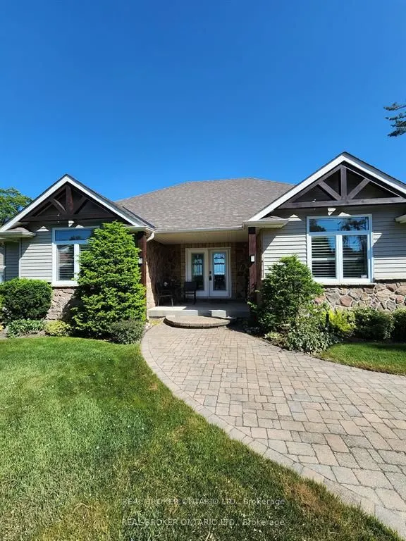 91 Lakeshore Road W