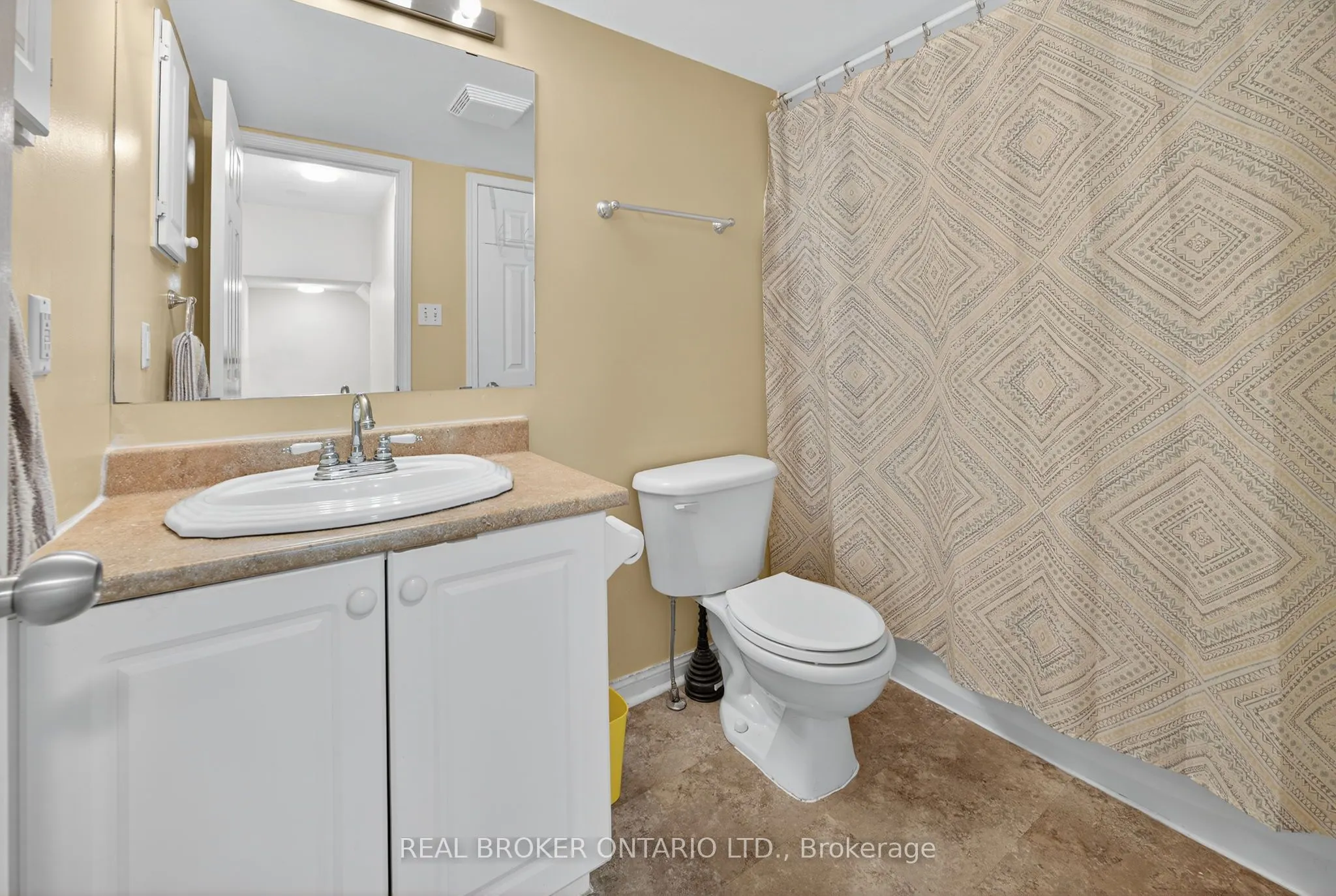 237 Ferndale Drive S, #1