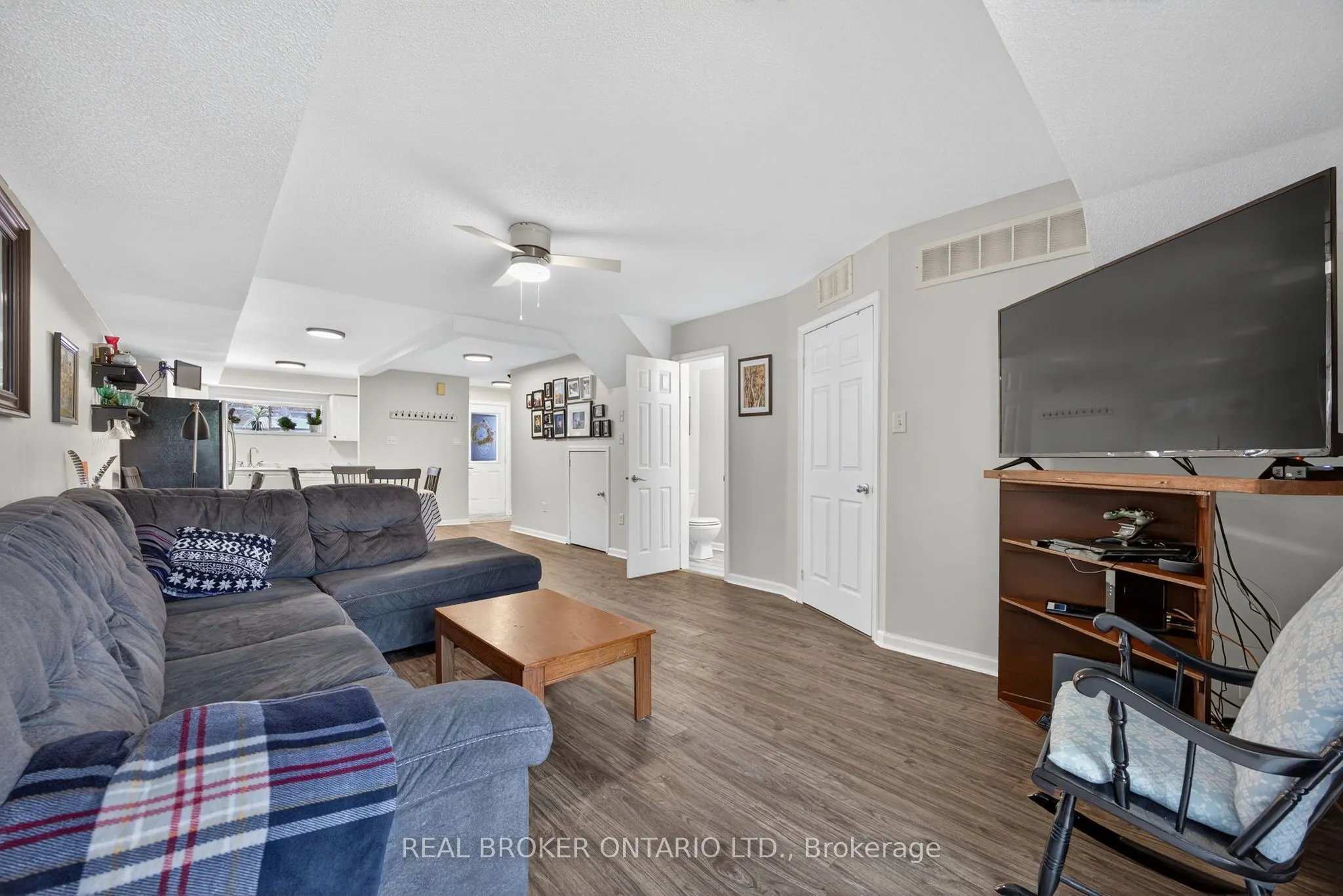 237 Ferndale Drive S, #1