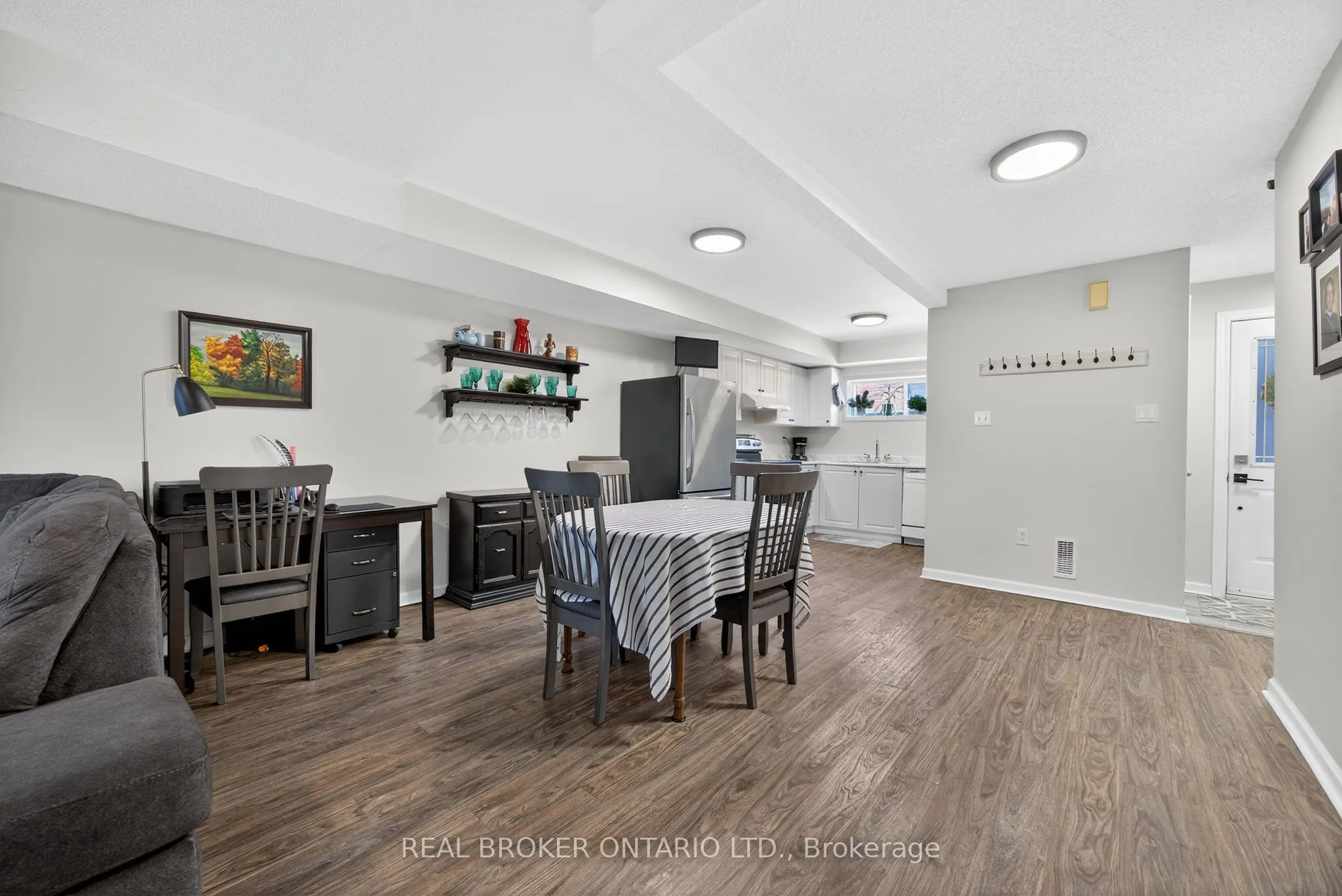 237 Ferndale Drive S, #1