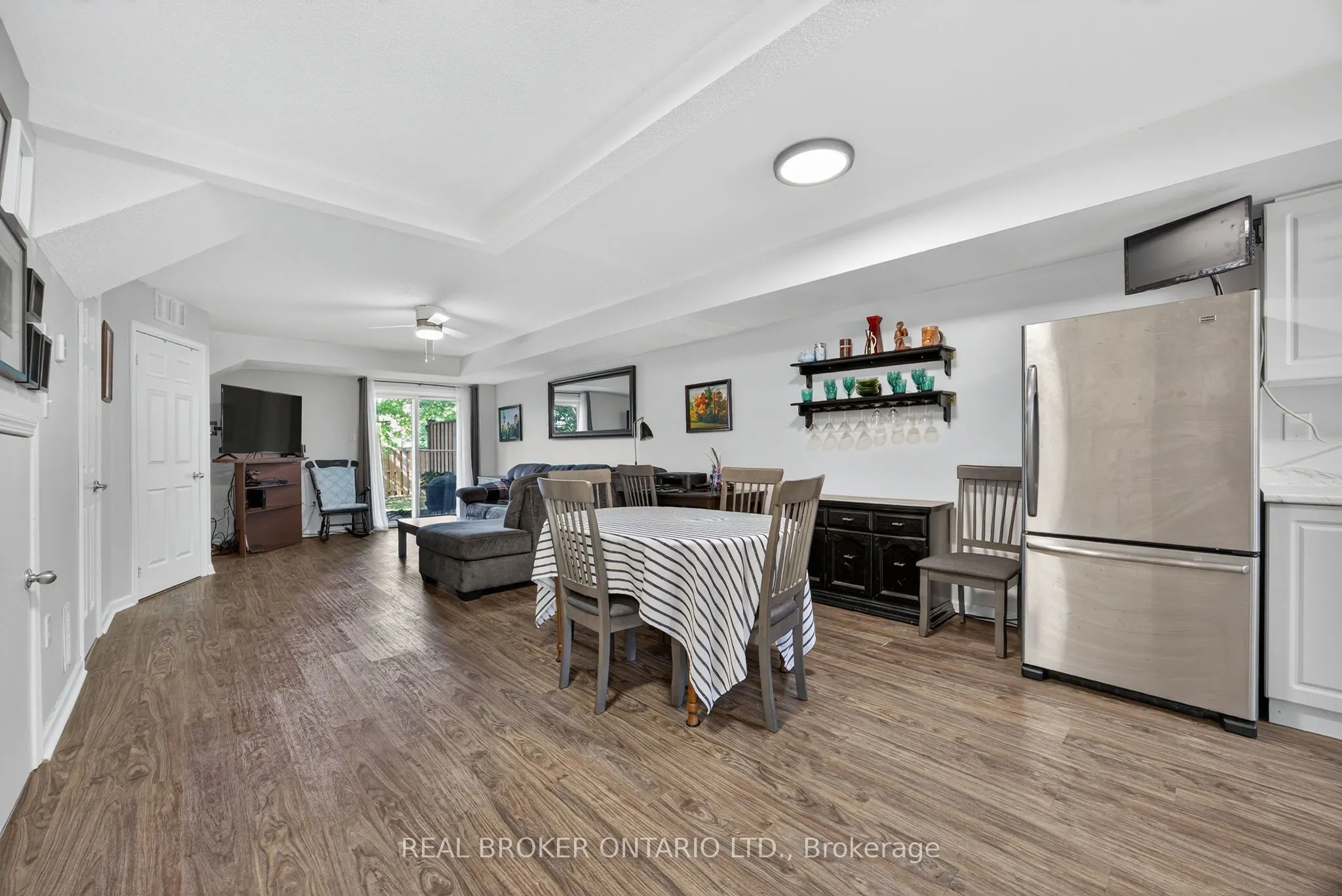 237 Ferndale Drive S, #1