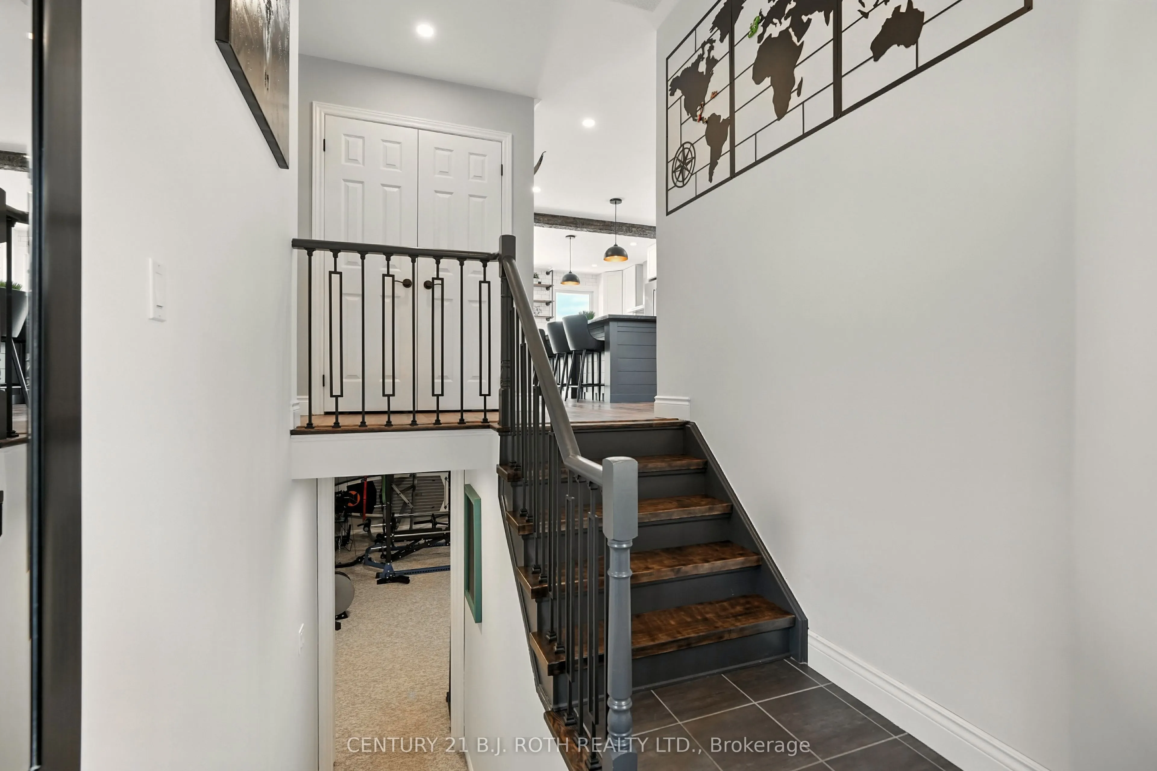 55 HOLLY MEADOW Road