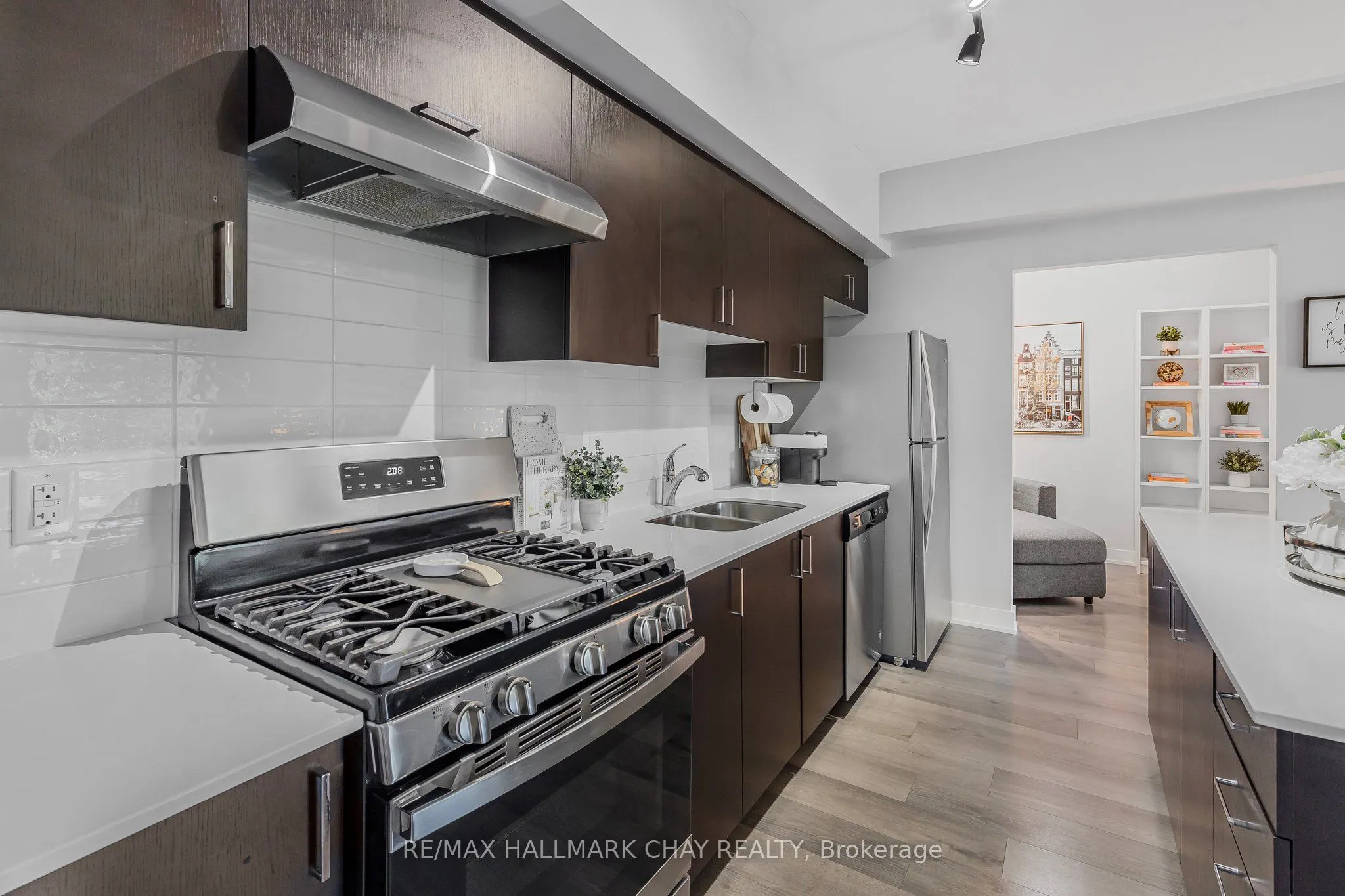 5 Chef Lane, #208