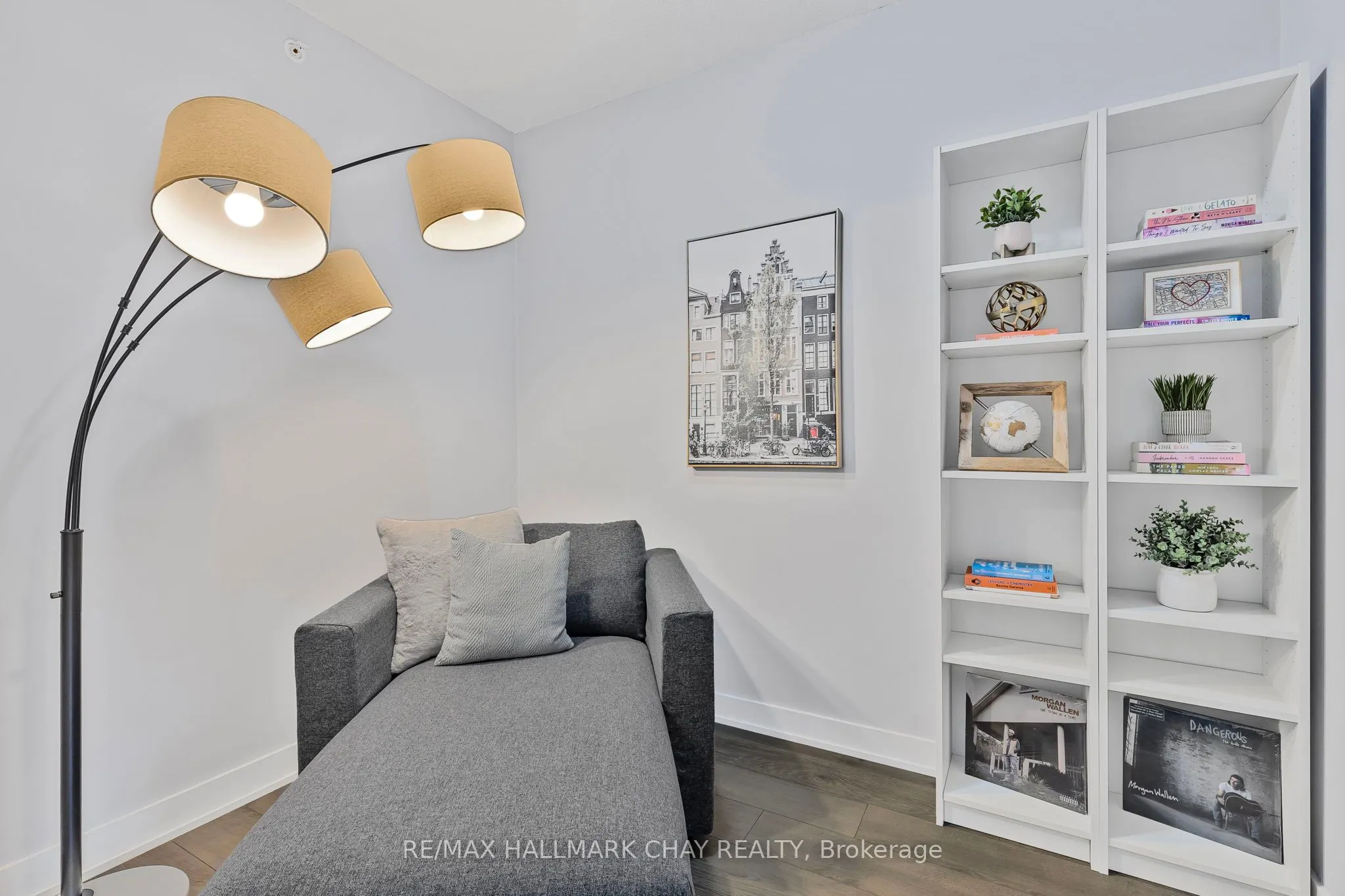 5 Chef Lane, #208