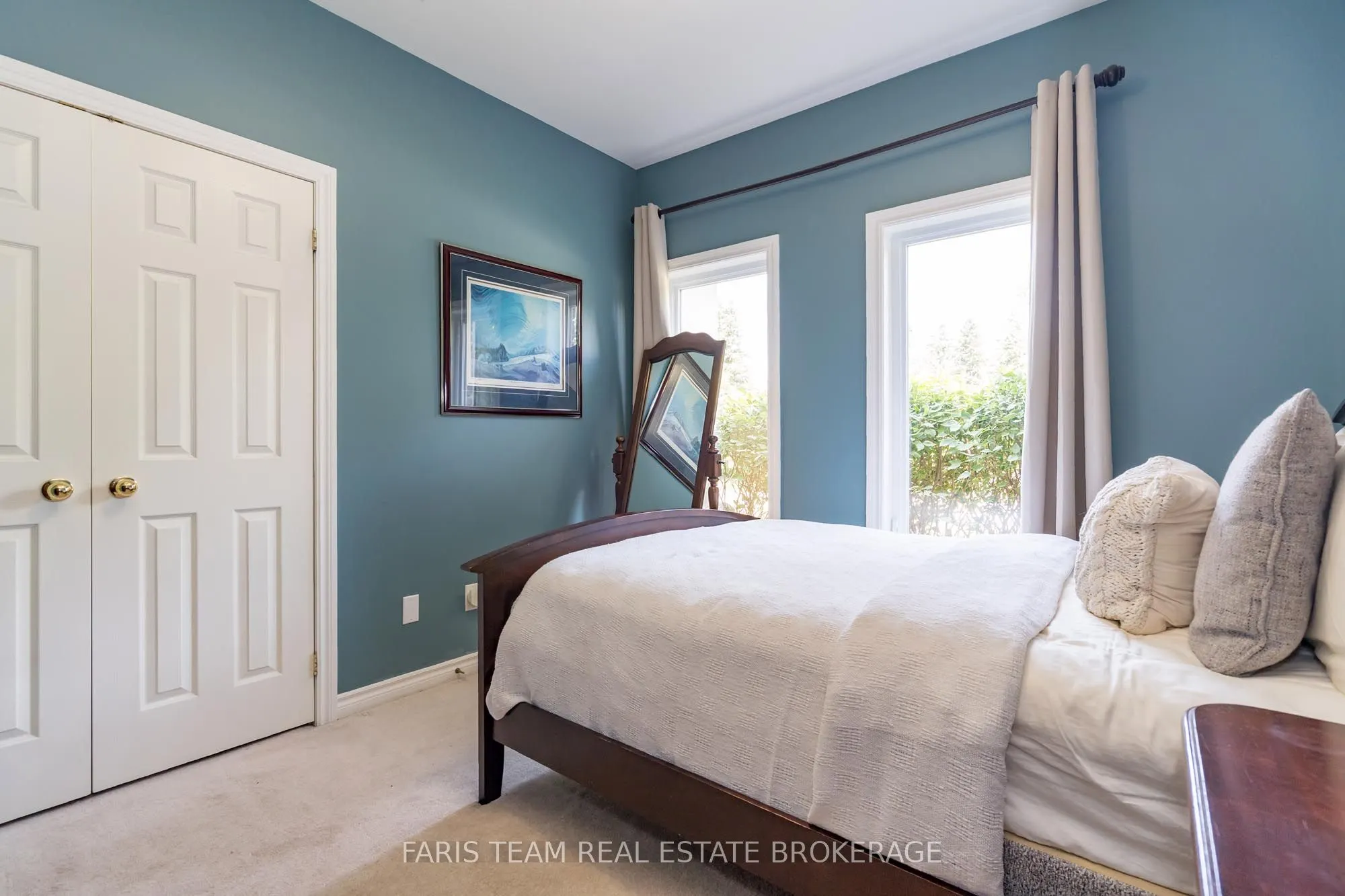 64 Red Oak Crescent