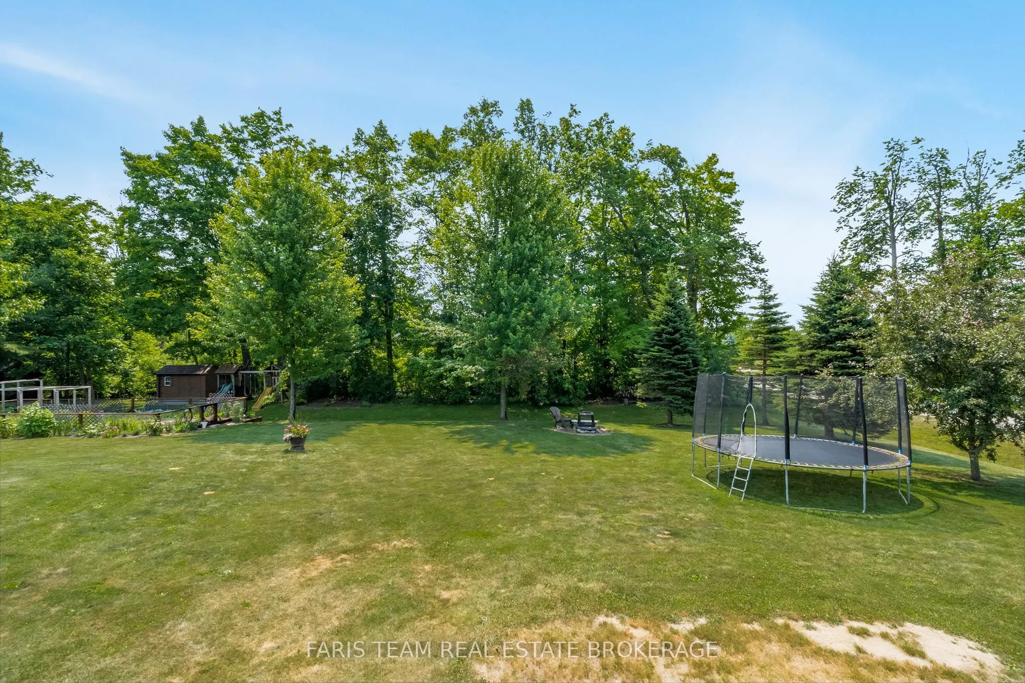 64 Red Oak Crescent