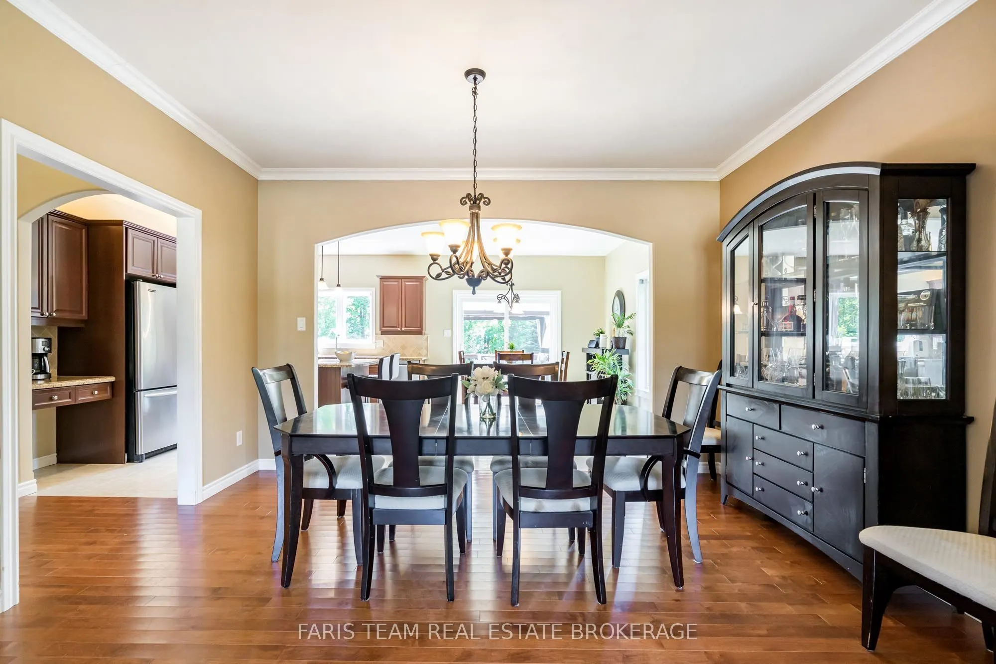 64 Red Oak Crescent
