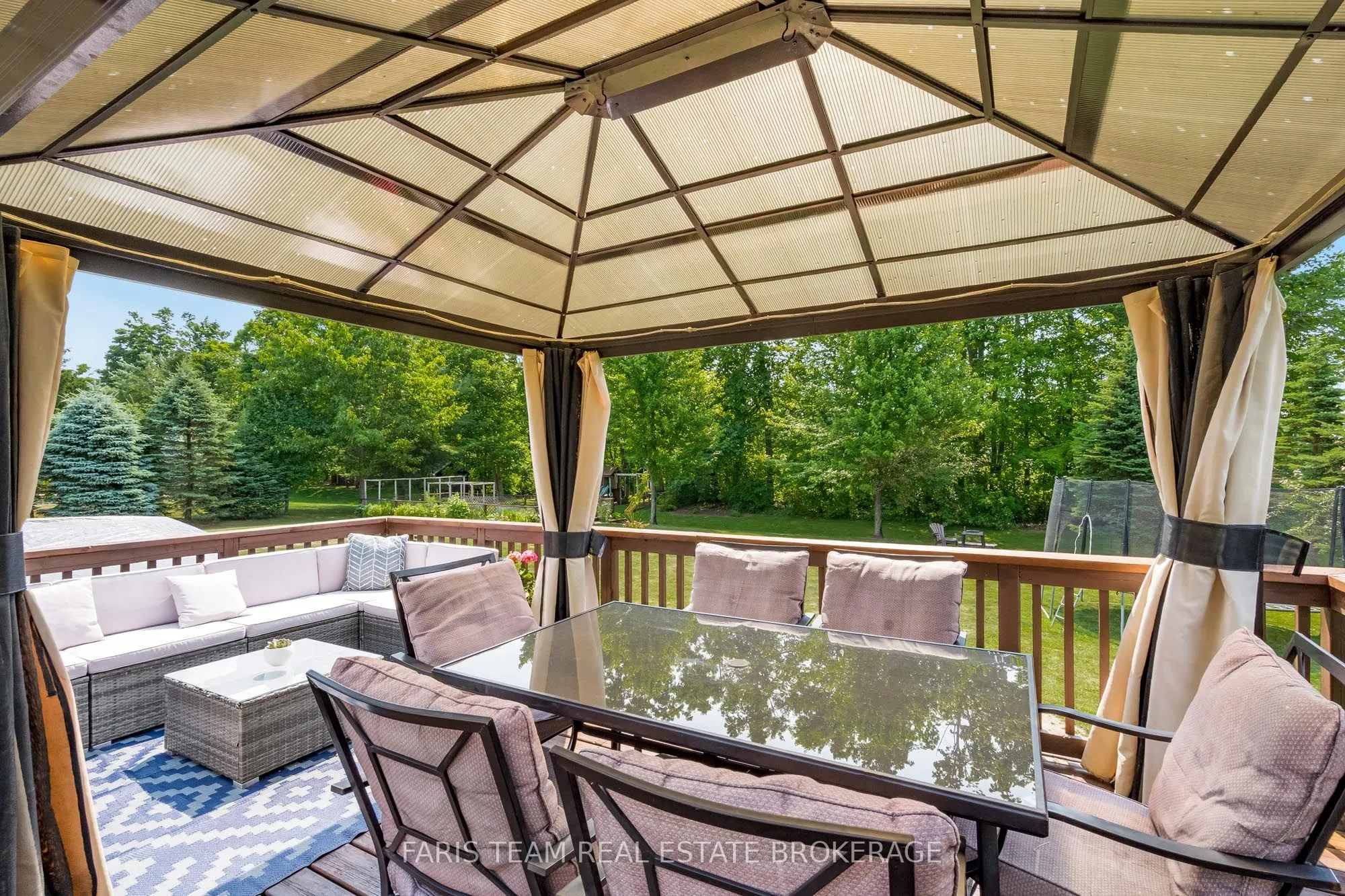 64 Red Oak Crescent
