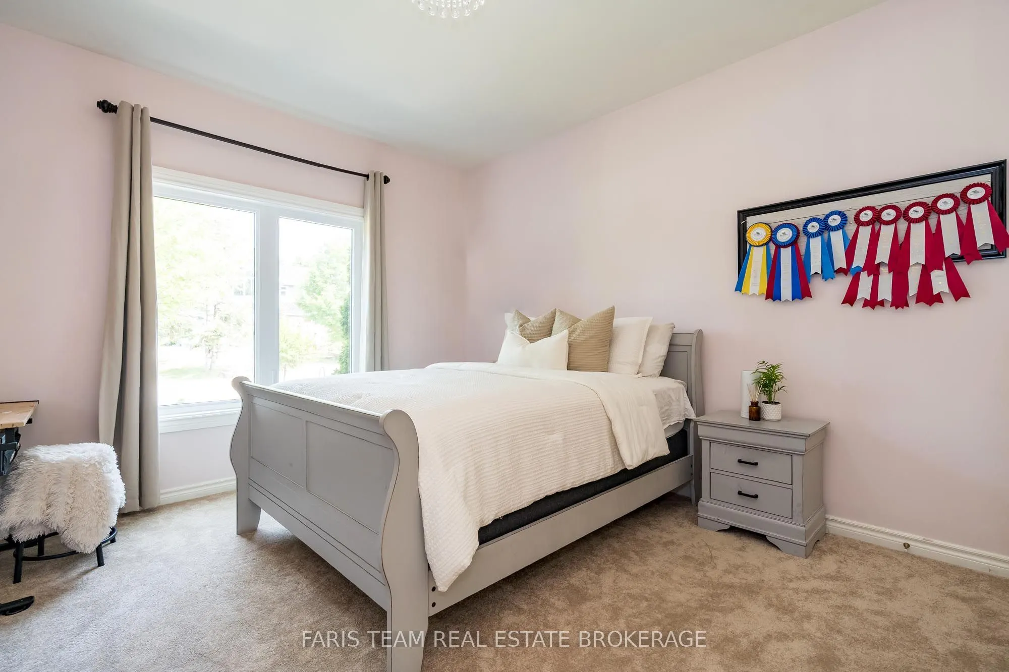 64 Red Oak Crescent