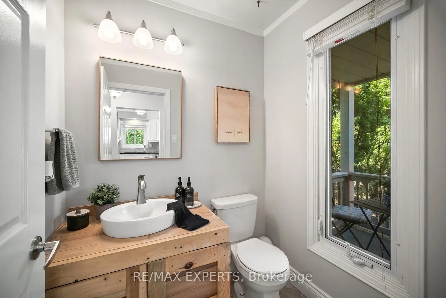 11 Penton Drive