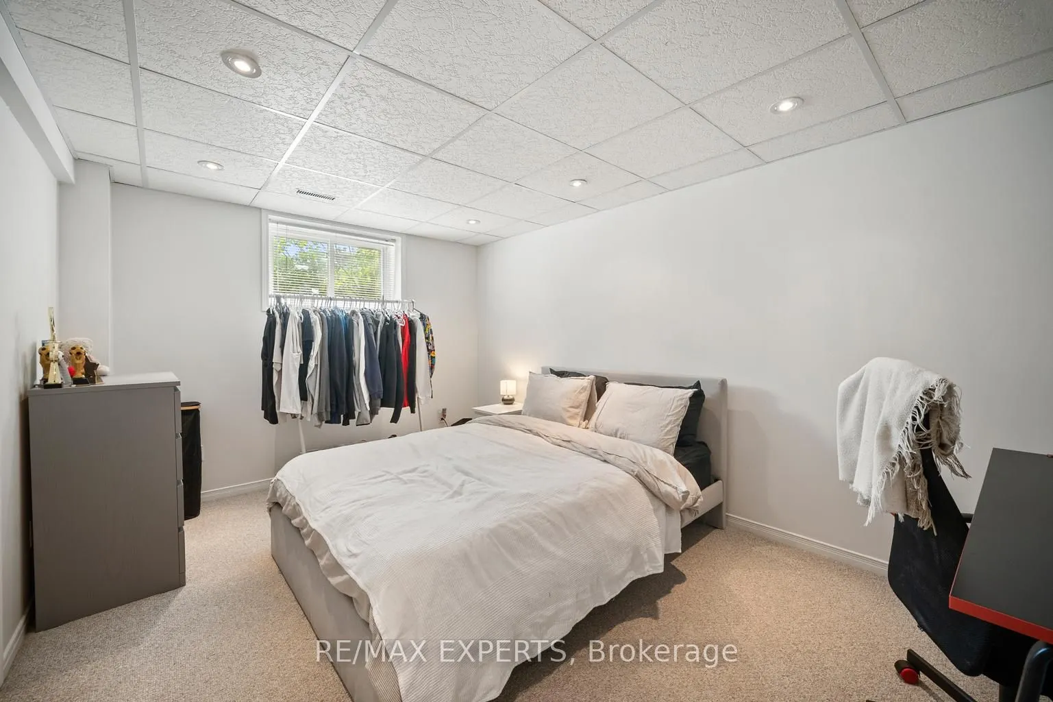 11 Penton Drive