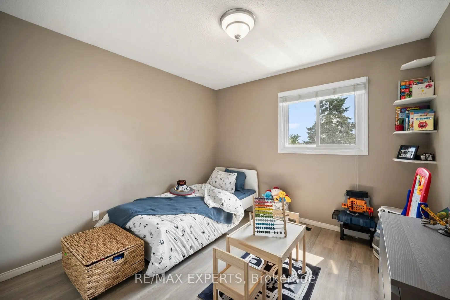 11 Penton Drive
