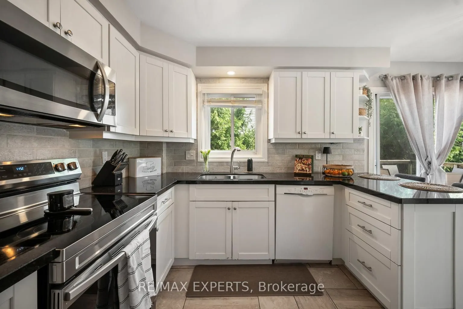 11 Penton Drive